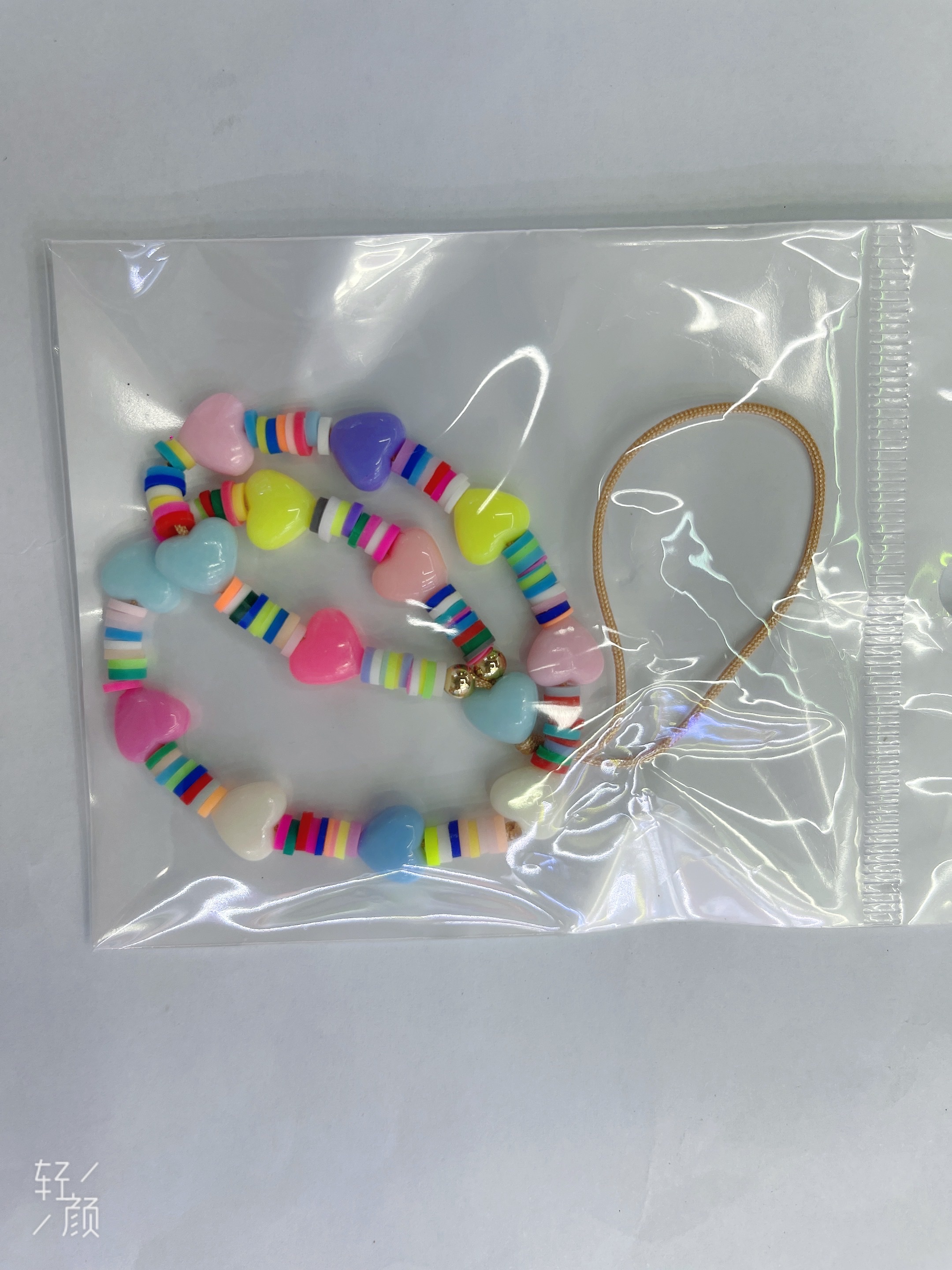 手机挂绳 手机链 20厘米 彩色软陶片爱心手机链 创意树脂爱心手机挂绳防丢挂链  详情图4