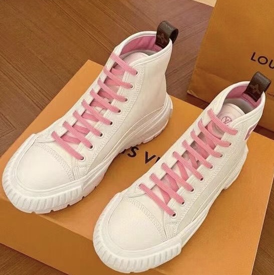 Leather shoes 903