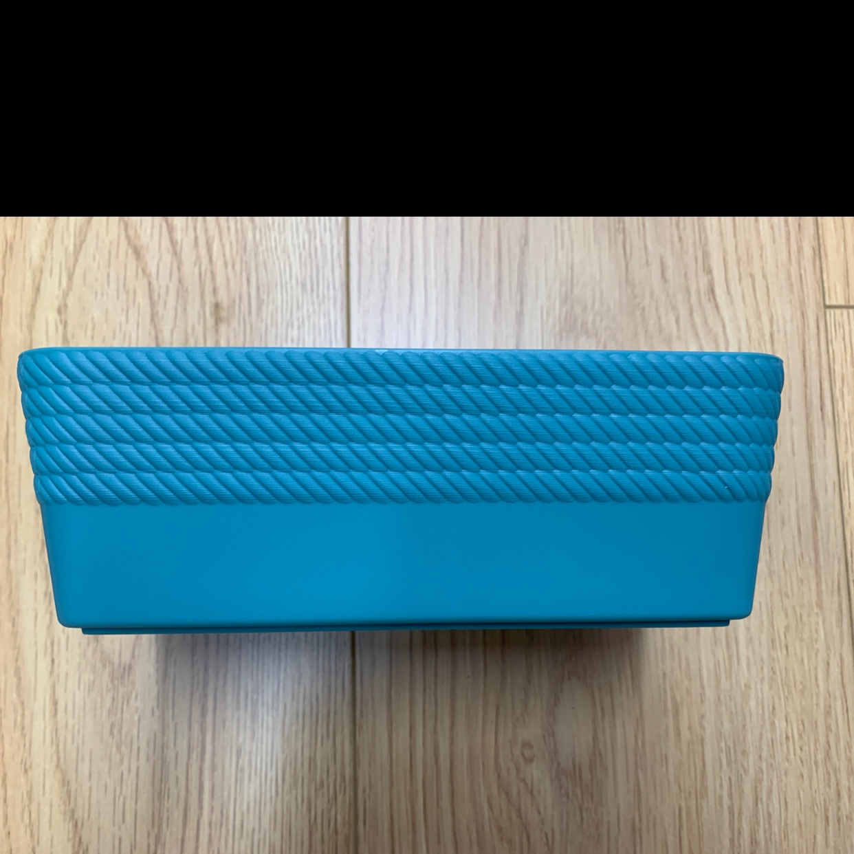 Desktop storage box storage frame new color system Application Scenario