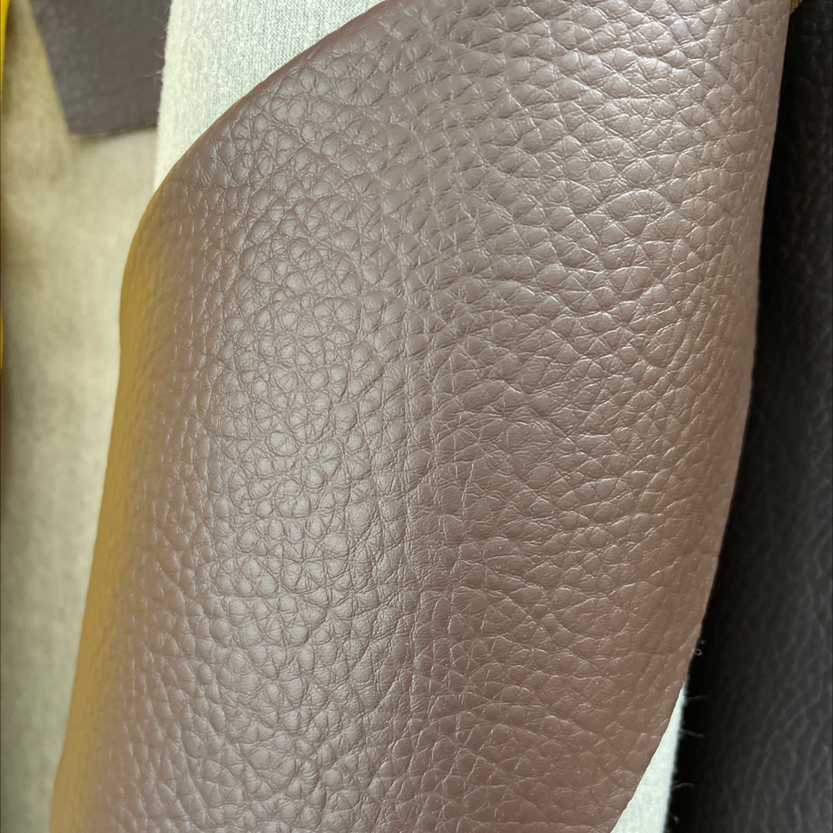 Large lychee-patterned leather fabric, leather sofa, belt, accessories, coffee dlz024