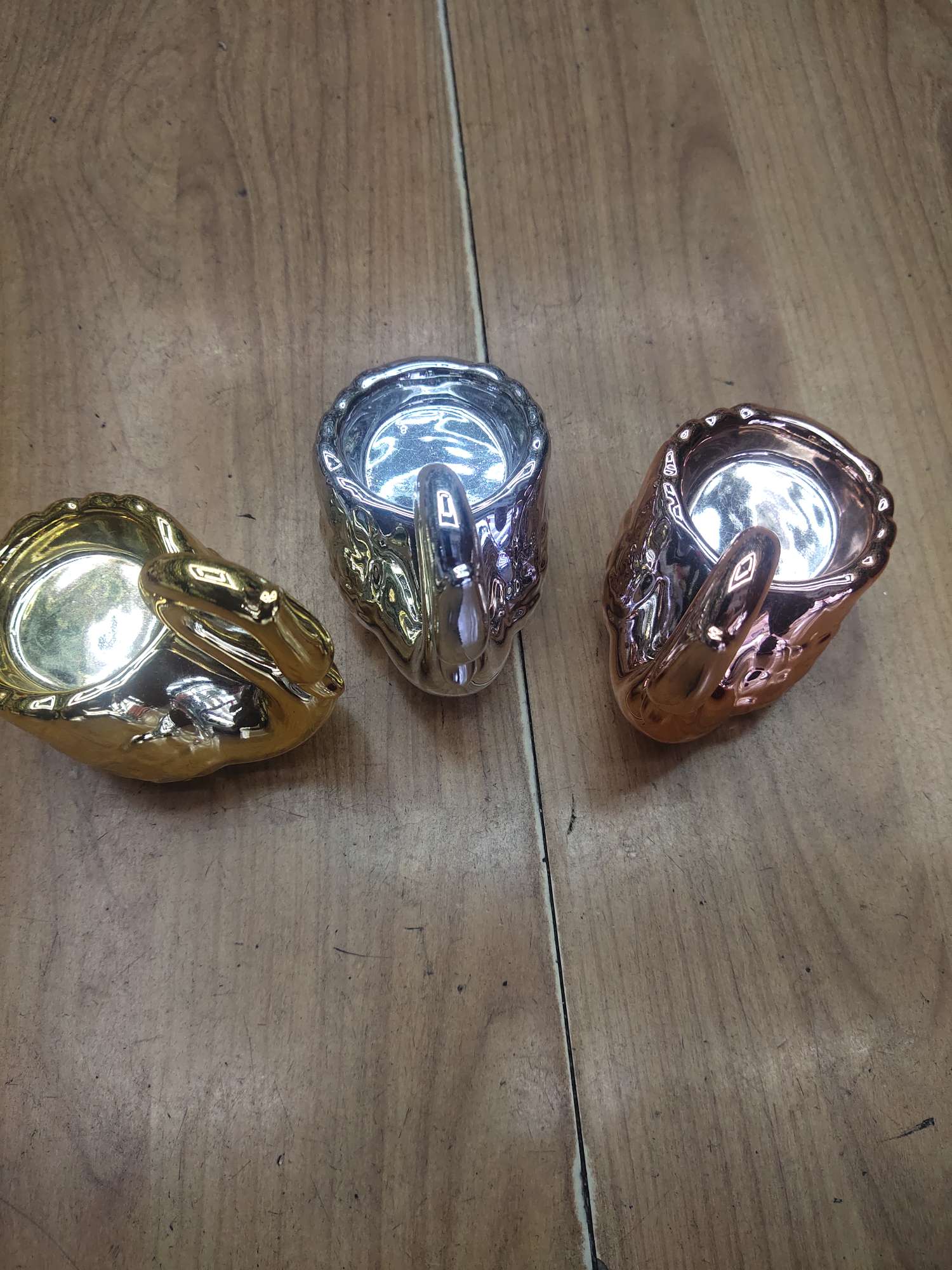 陶瓷工艺品实物图