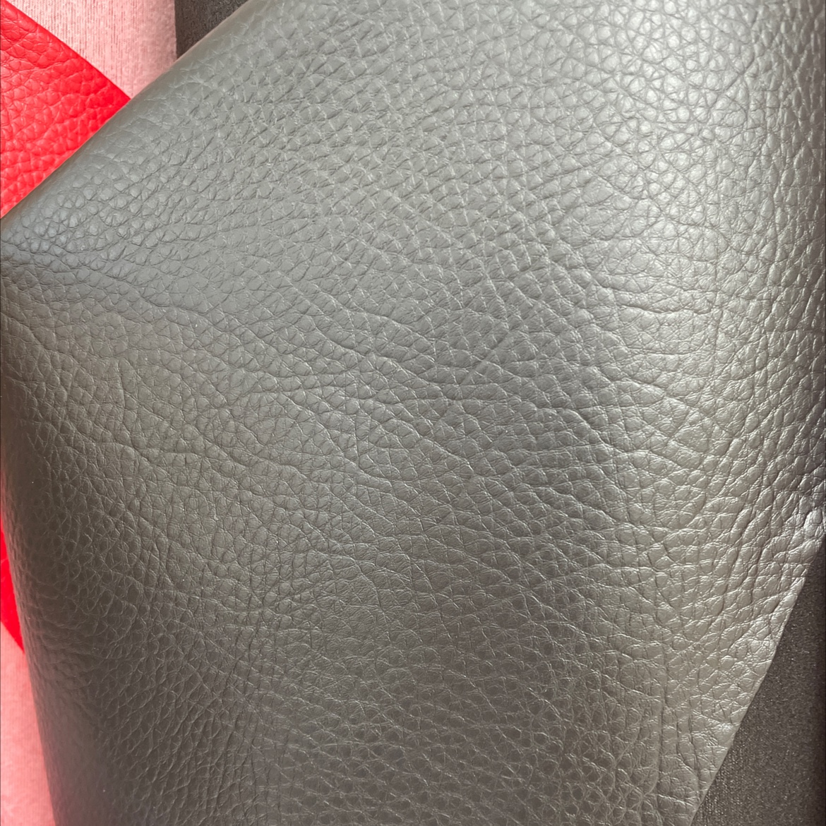 Black leather sofa leather belt accessories with large lychee pattern dlz043 Application Scenario