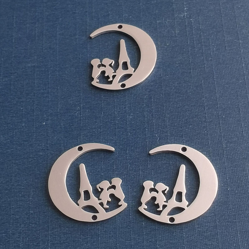 Cute Boy Girl Moon Pendant Necklace Earrings Bracelet Pendant clavicle Chain Ladies Fashion gold-plated stainless steel set chain