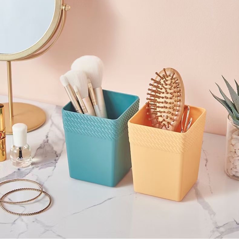 Square pen holder storage basket full figure
