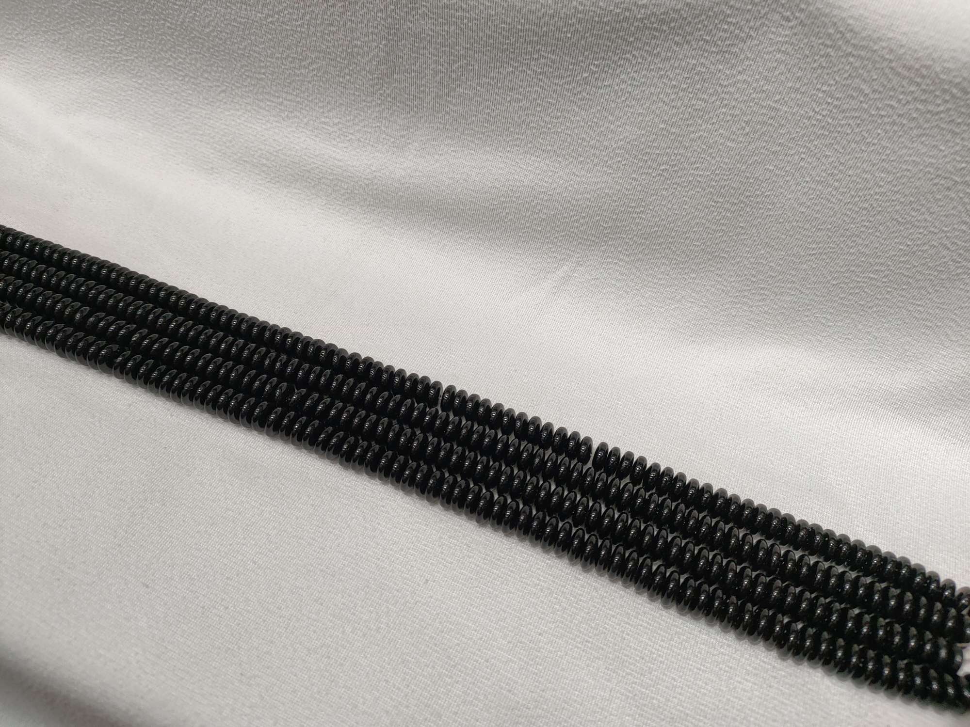 و 4X8mm الأسود هو نصف محلول Application Scenario
