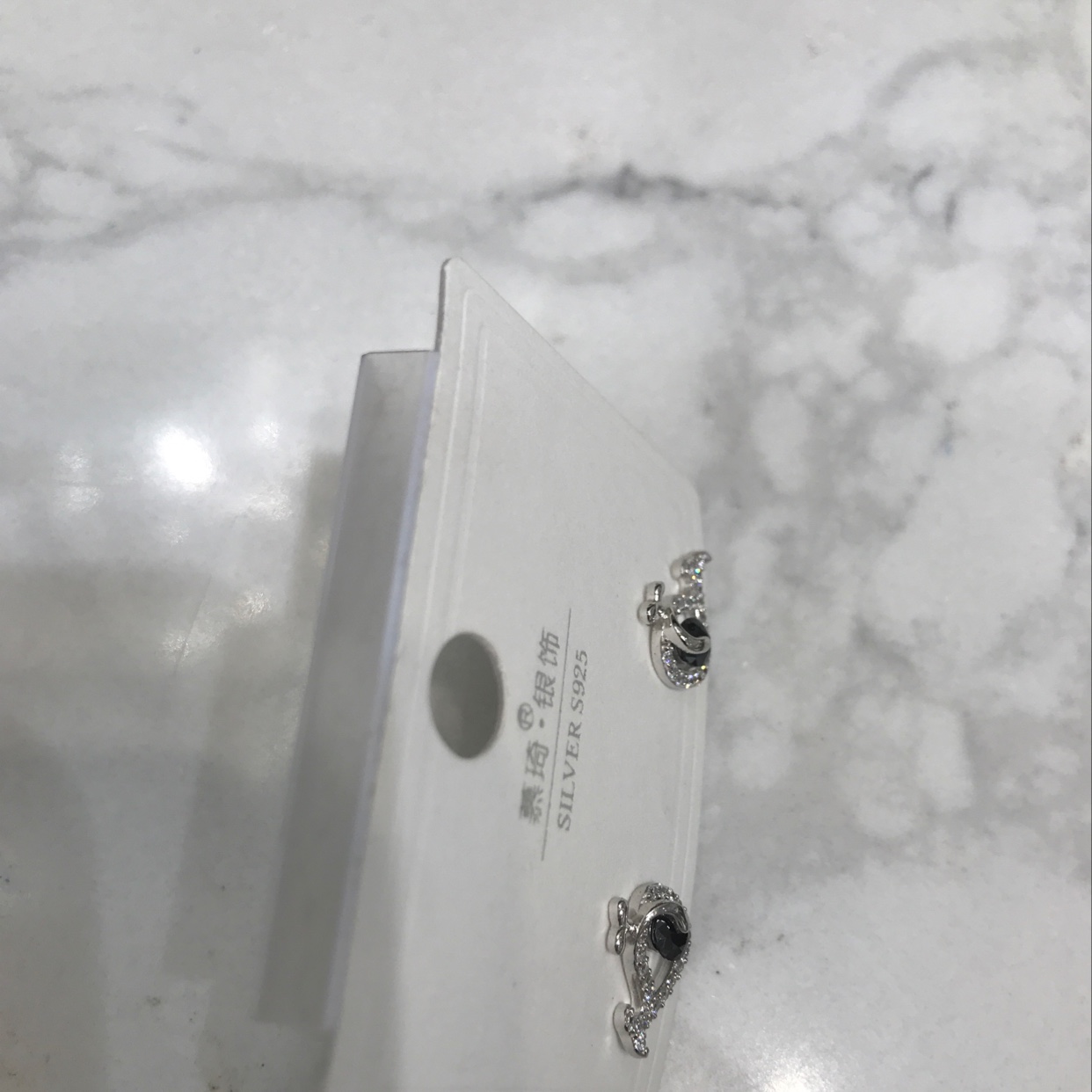 Little whale ➕ black zirconium Application Scenario