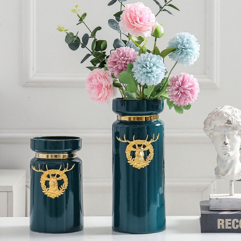 Light luxury, modern, simple and creative small flower 甁 ornaments, Nordic home TV cabinet, dried flower decorations, entrance soft furnishings, wedding soft furnishings, hotel metal deer head handicrafts
