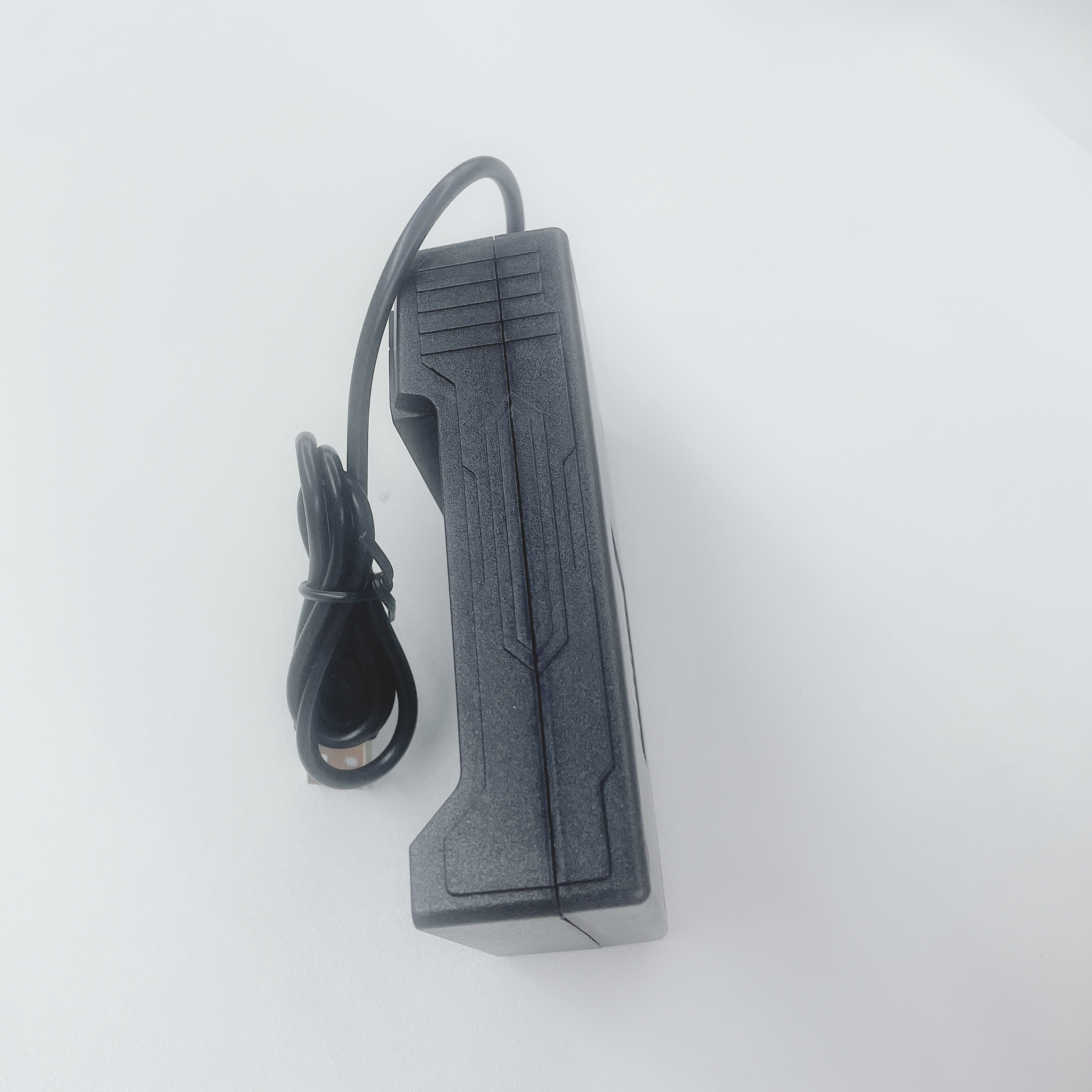 双充万能USB头灯手电USB充电器详情图5