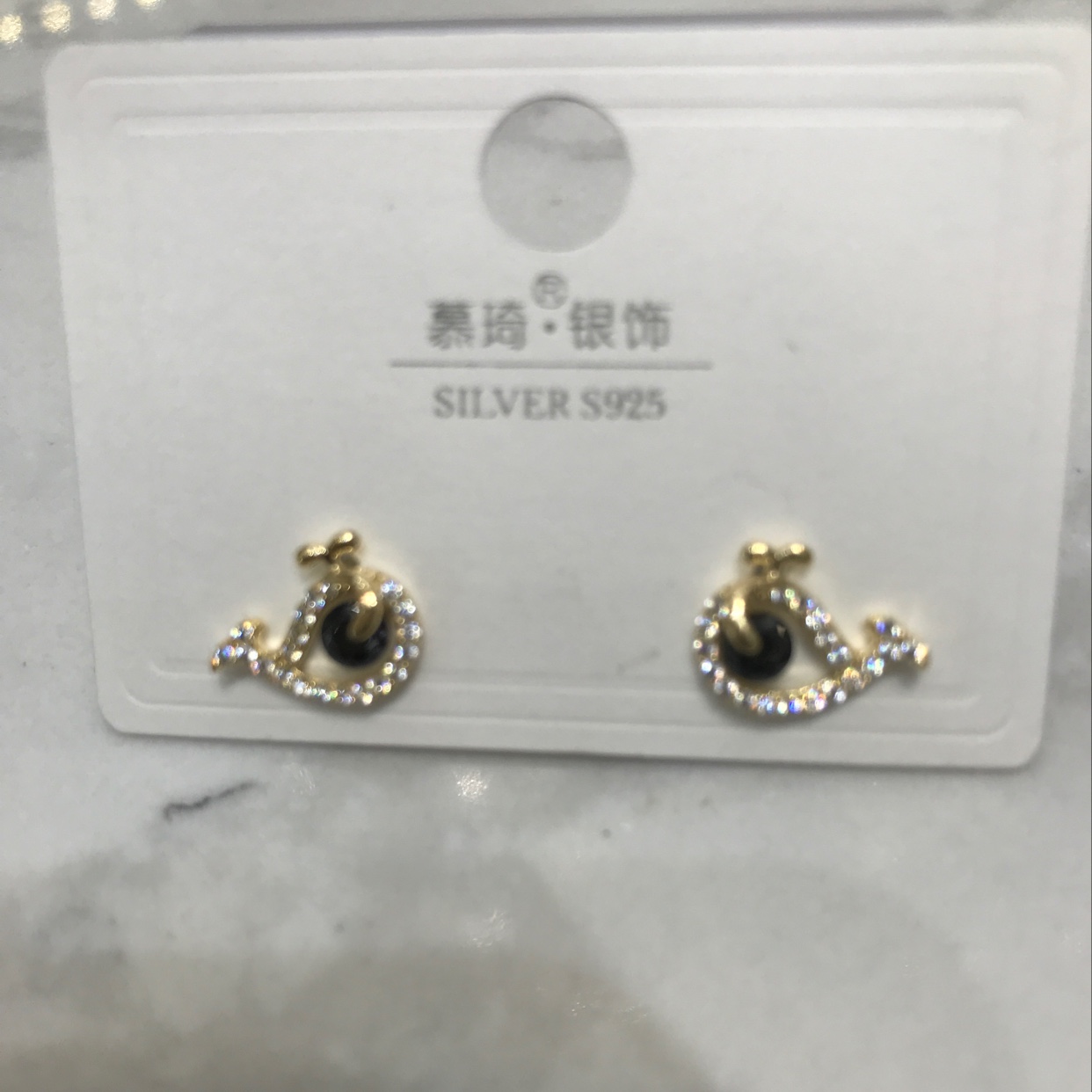 Little whale ➕ black zirconium