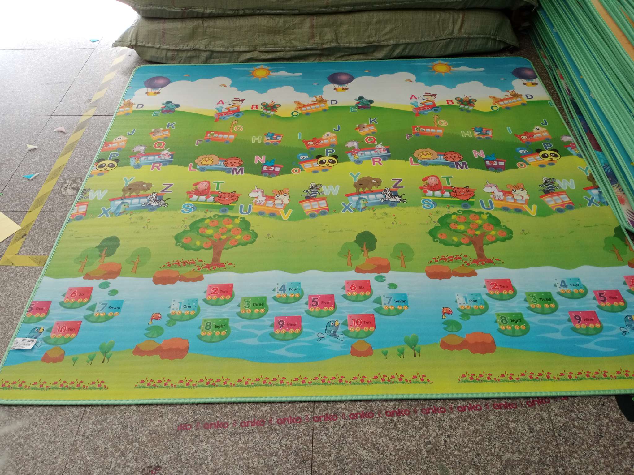 0.5cm双面爬爬垫 爬行垫厂家直销现货无纺布包边LD 120*180详情9