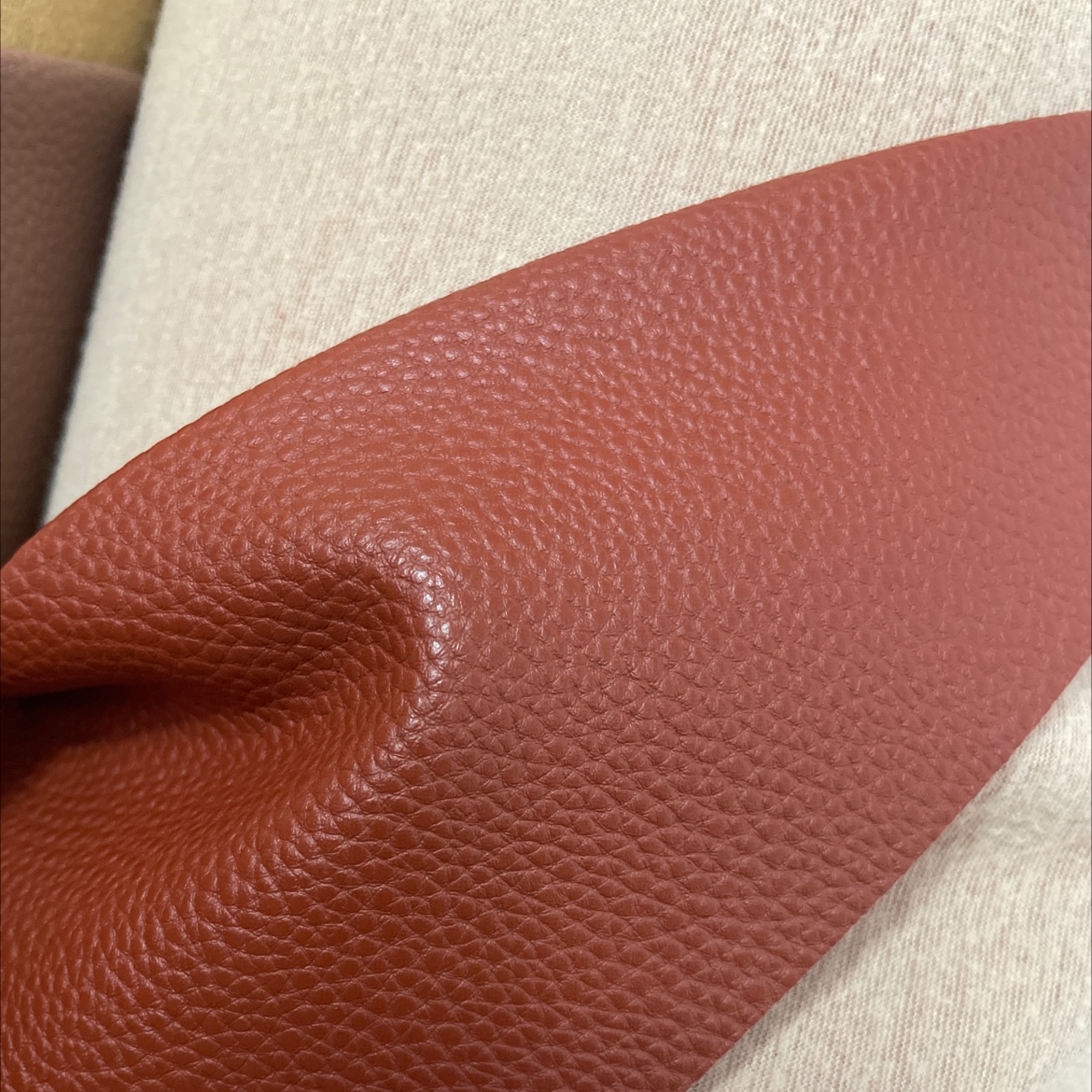 Classic lychee-patterned leather fabric, leather bags, sofa belts, accessories, reddish-brown jdlz004 Item Picture