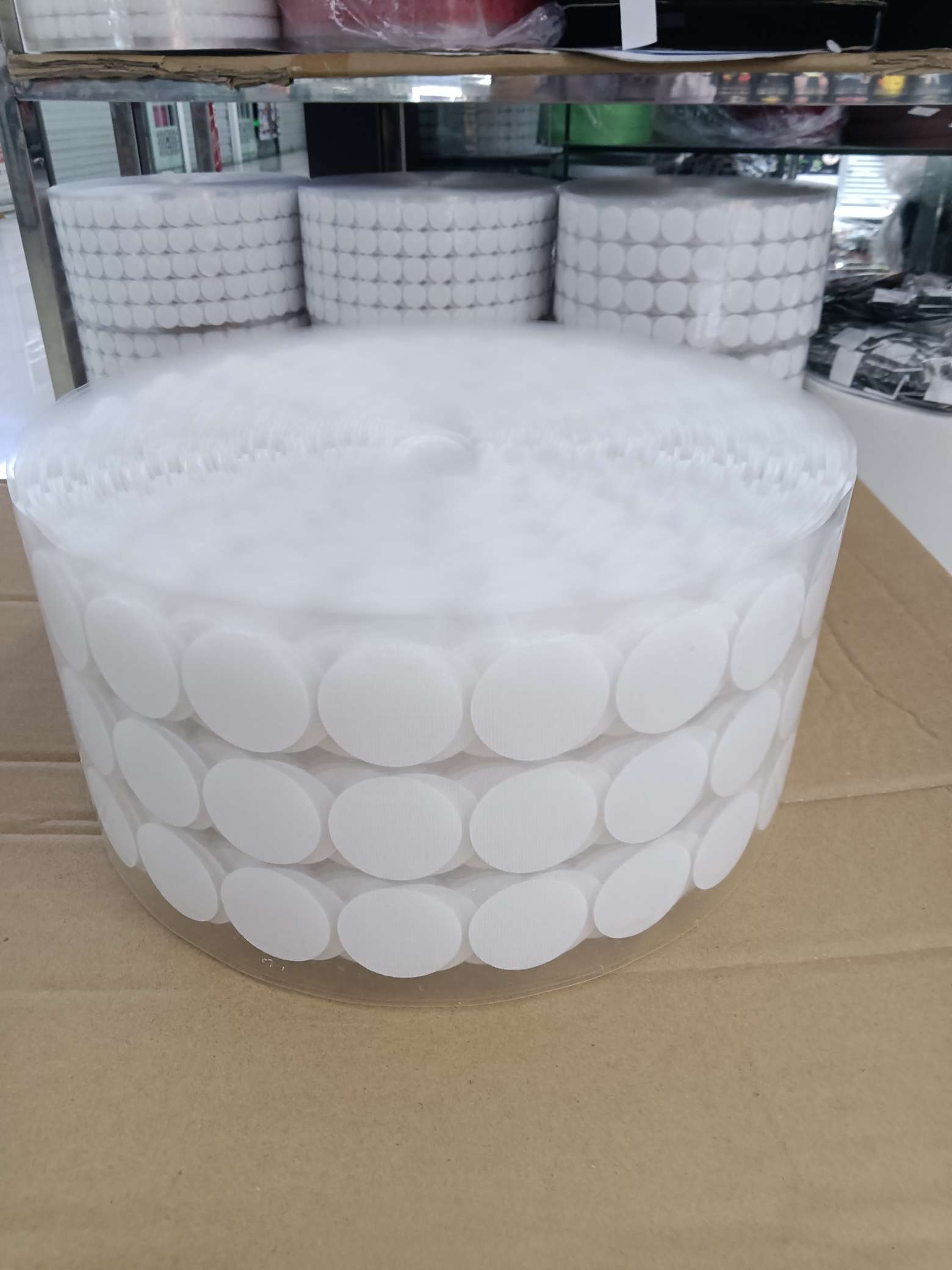 双面胶透明魔术贴，粘扣带，透明膜，背胶冲型圆形1详情5