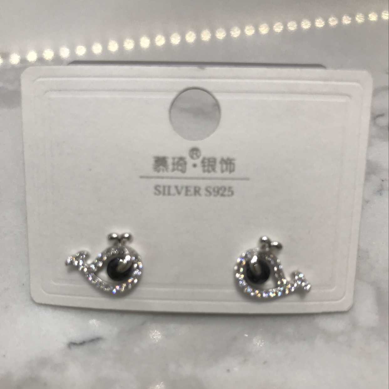 Little whale ➕ black zirconium