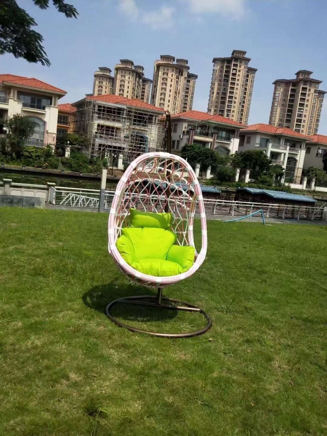 铭华家具厂户外吊兰椅花园秋千椅休闲藤编摇椅细节图