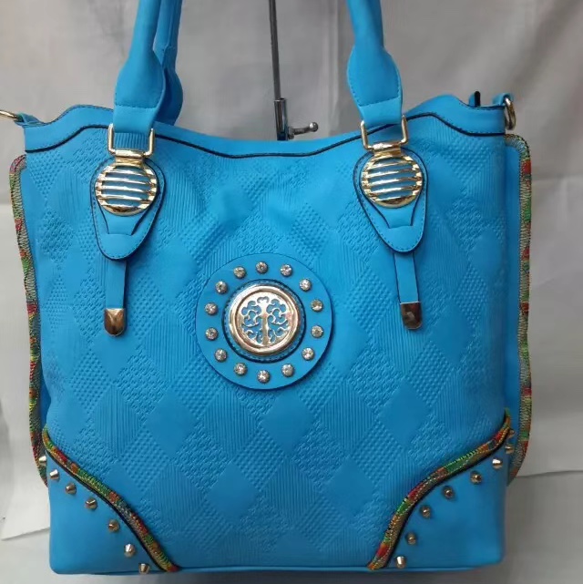 2021新款時尚休闲正品大容量波浪线压皱女士双肩女包-21101