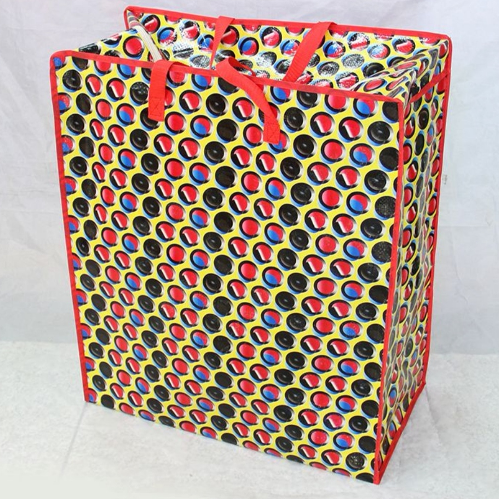 The original manufacturer offers a wide variety of patterns. You can freely choose woven bags, luggage bags, clothes storage bags, and waterproof cotton quilt storage bags for home storage. These are your ideal choices