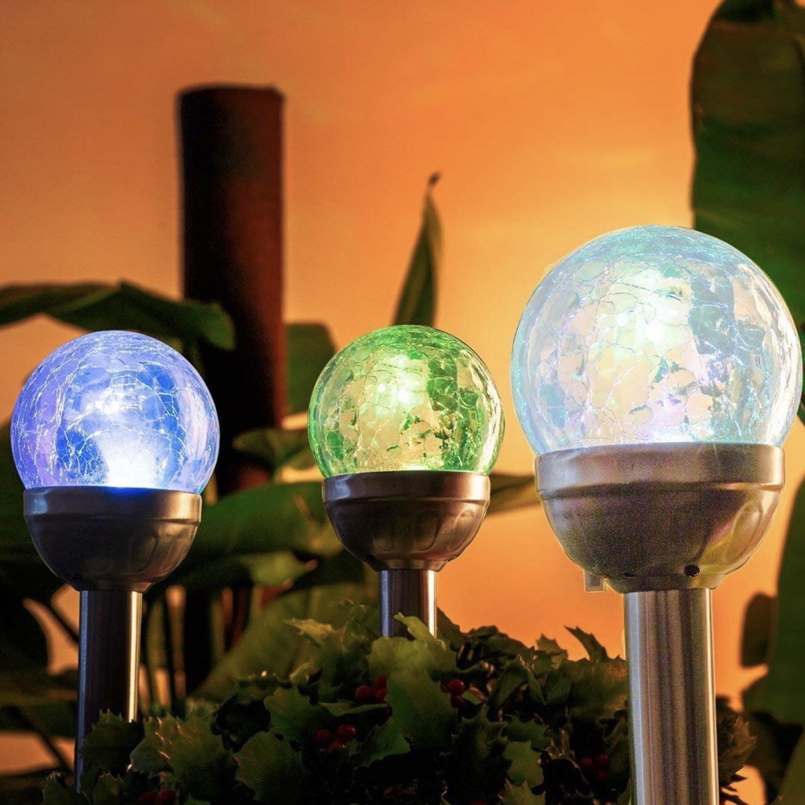 Crackle Glass Ball Solar stake light Crackle glass ball solar stake light