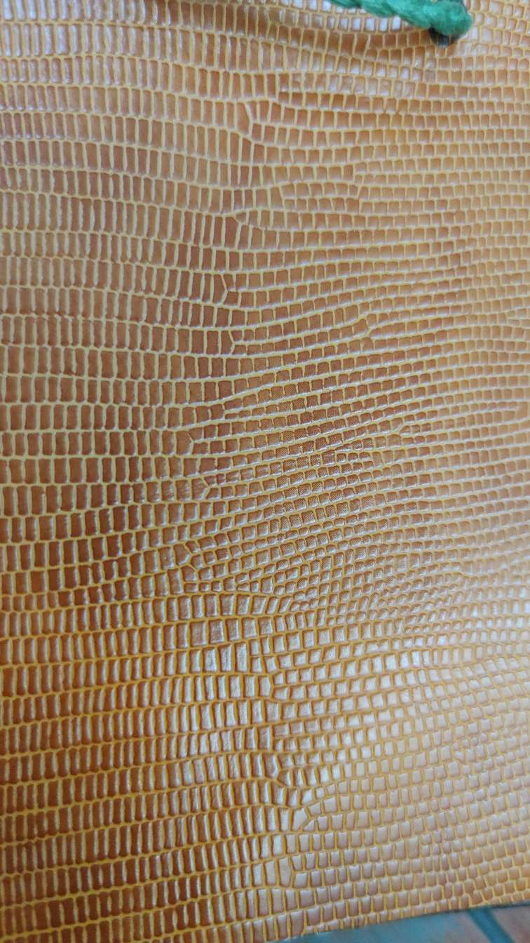 压变革B130白底实物图