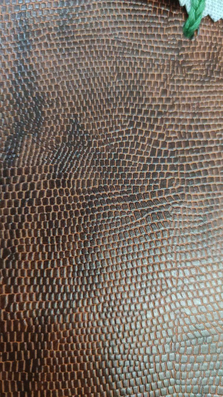 恒压变压器实物图