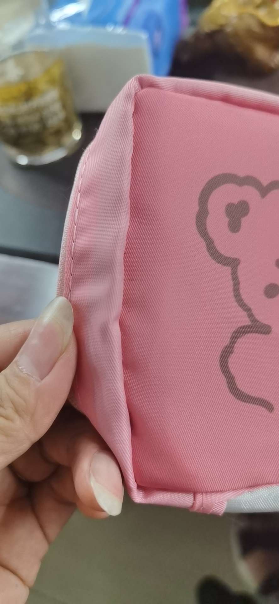 厂家直销全网热卖大量现货环保防水斜纹布卫生棉包包家居收纳旅行套装鞋包等面料细节图