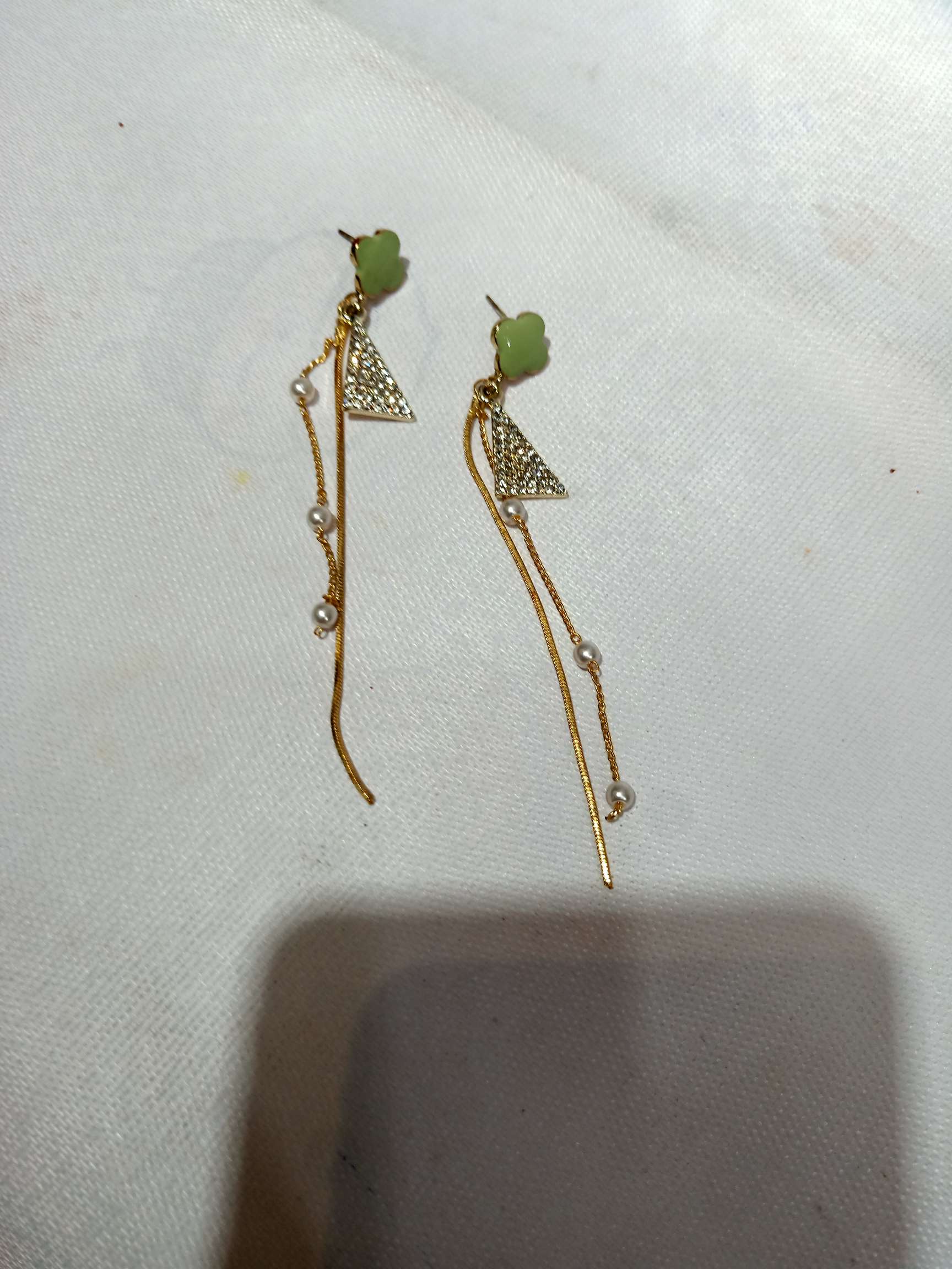 保色银针四叶草耳钉耳环白底实物图