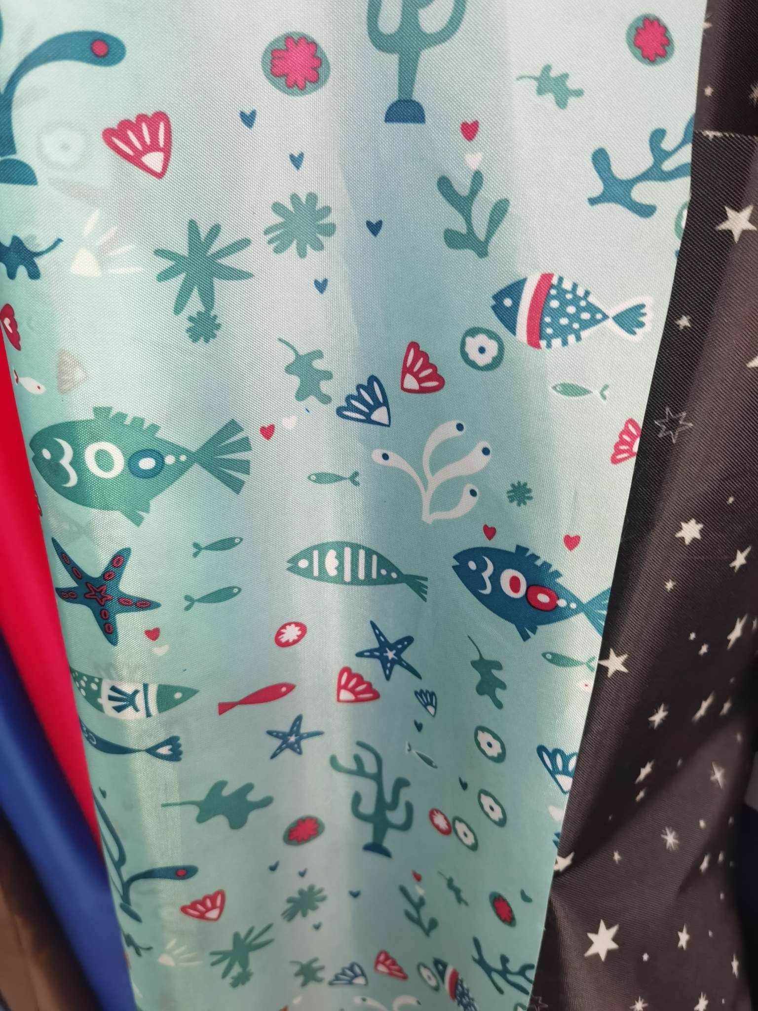 Factory direct sales, best-selling stock across the Internet, 190T printed children's tent fabric, home makeup storage, travel, eco-friendly bag fabric lining Item Picture