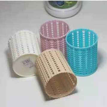 Pen holder