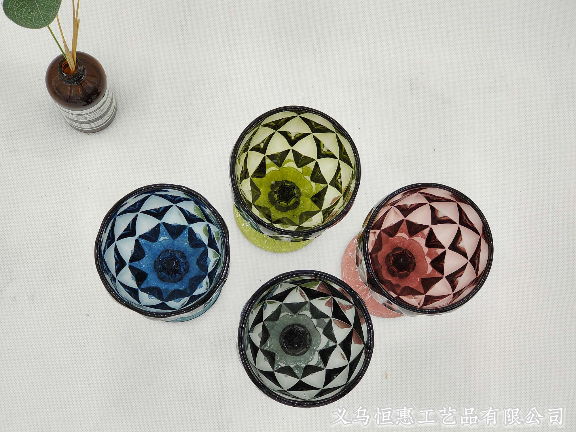 Factory Direct Sword Diamond-Shaped Glass Juice Cup Retro European Color Relief Glass Products Wine Glass Specification drawing