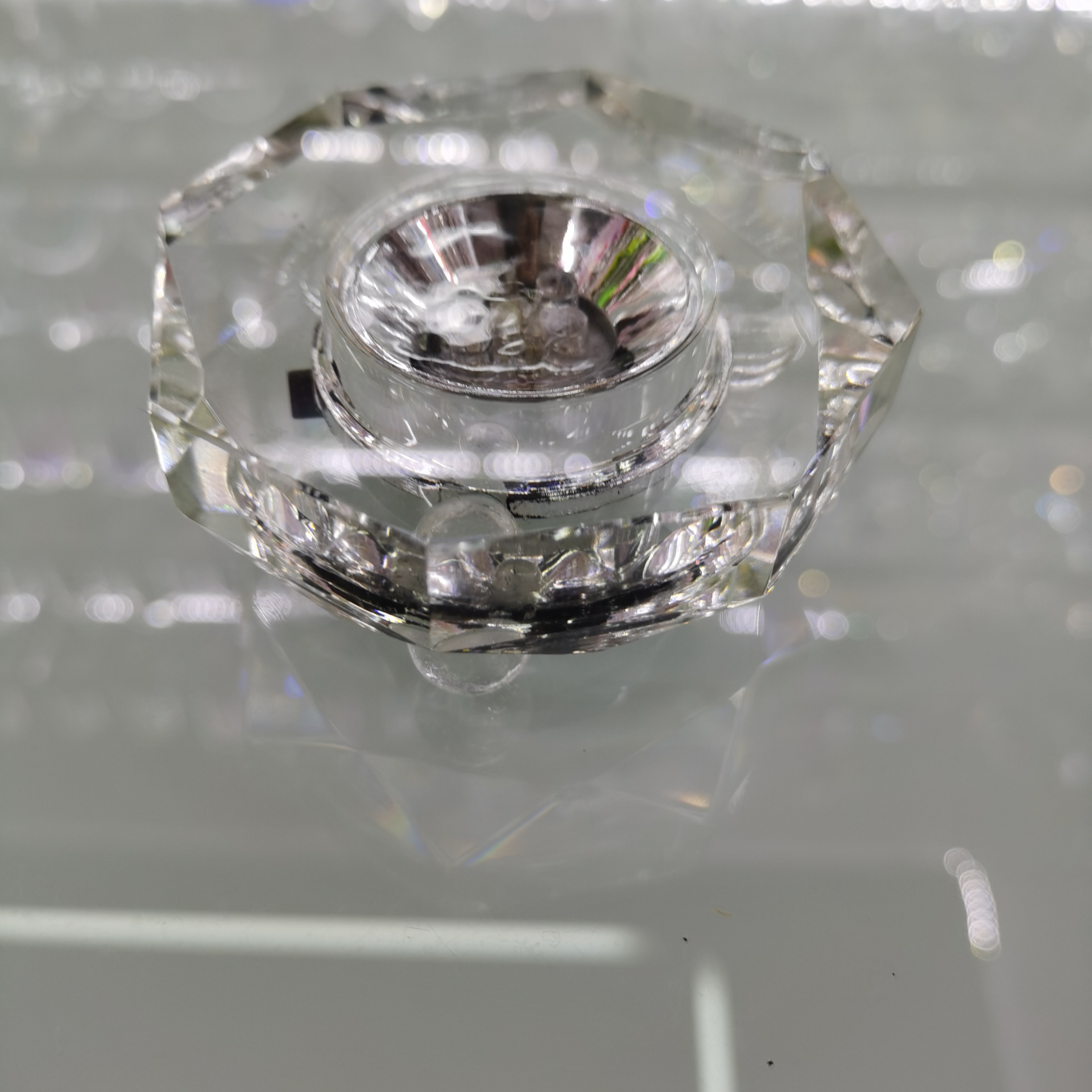 八角水晶底座，7灯彩色变换，水晶展示台，礼品