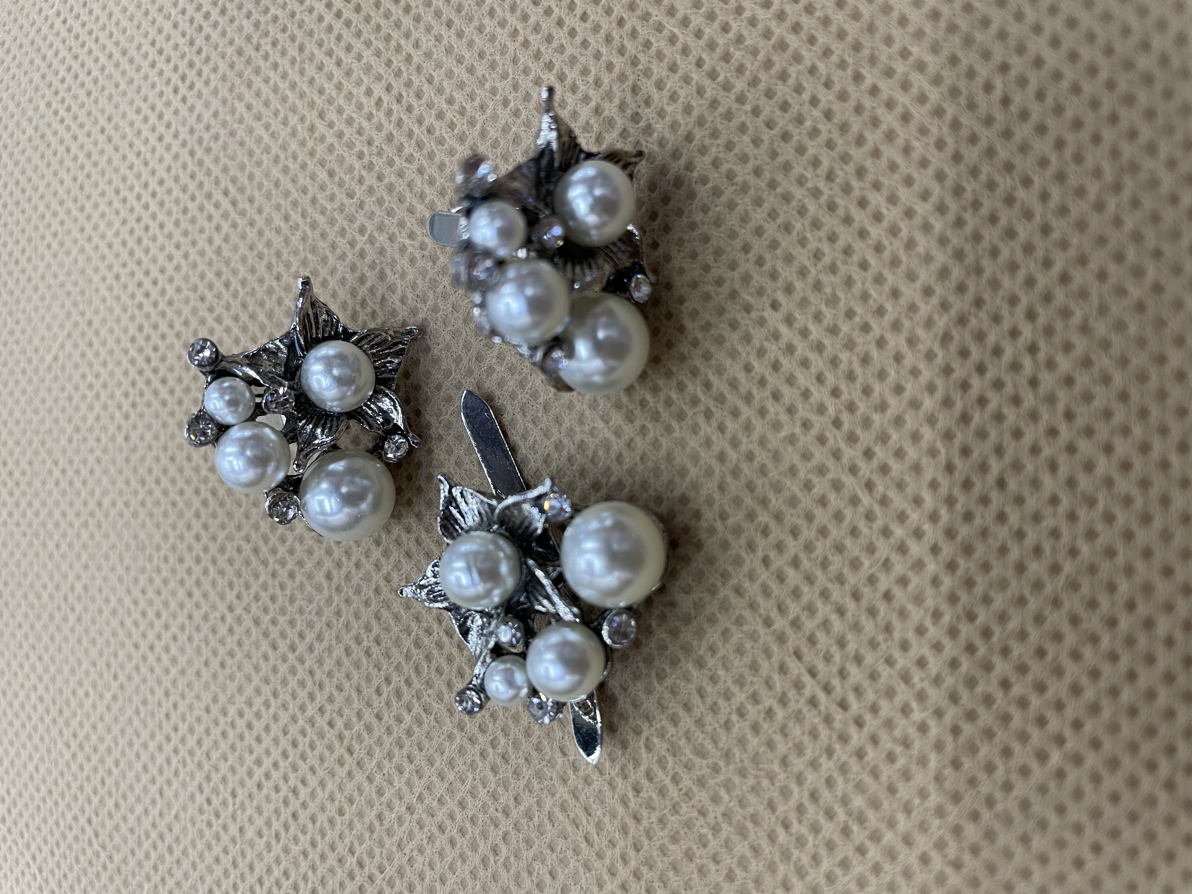 أزرار، أزرار، أزرار، أزرار دائرية، أزرار من سبائك Item Picture