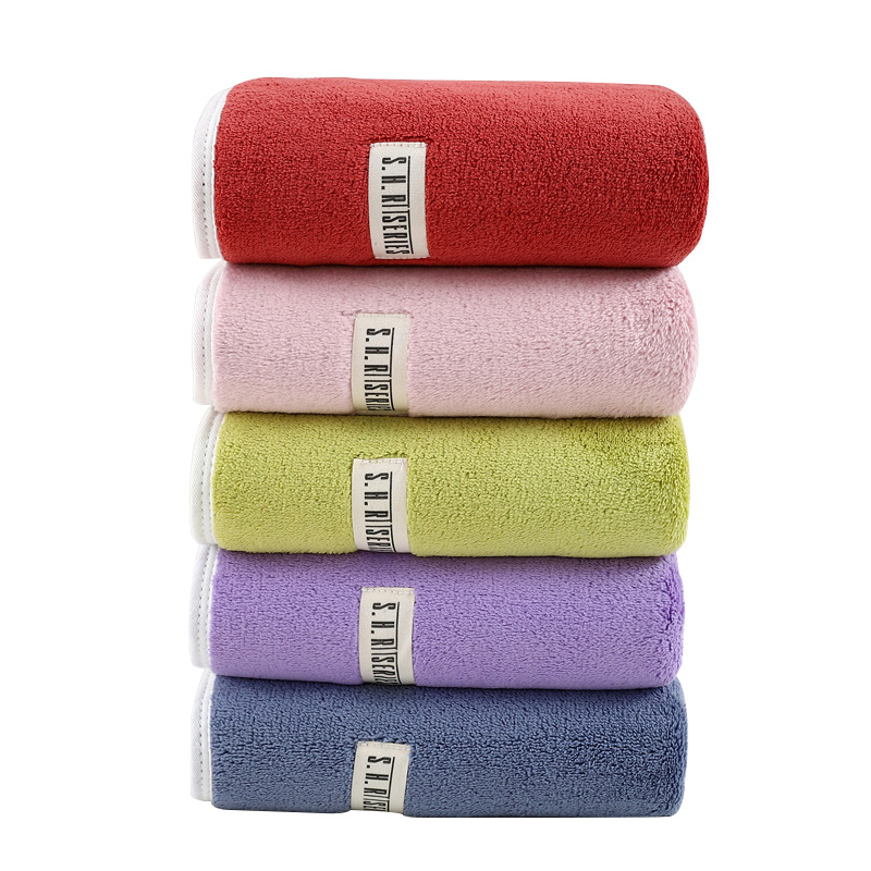 Coral fleece bath towel, pure cotton sweat cloth edge, labeled cover towel, super absorbent Application Scenario