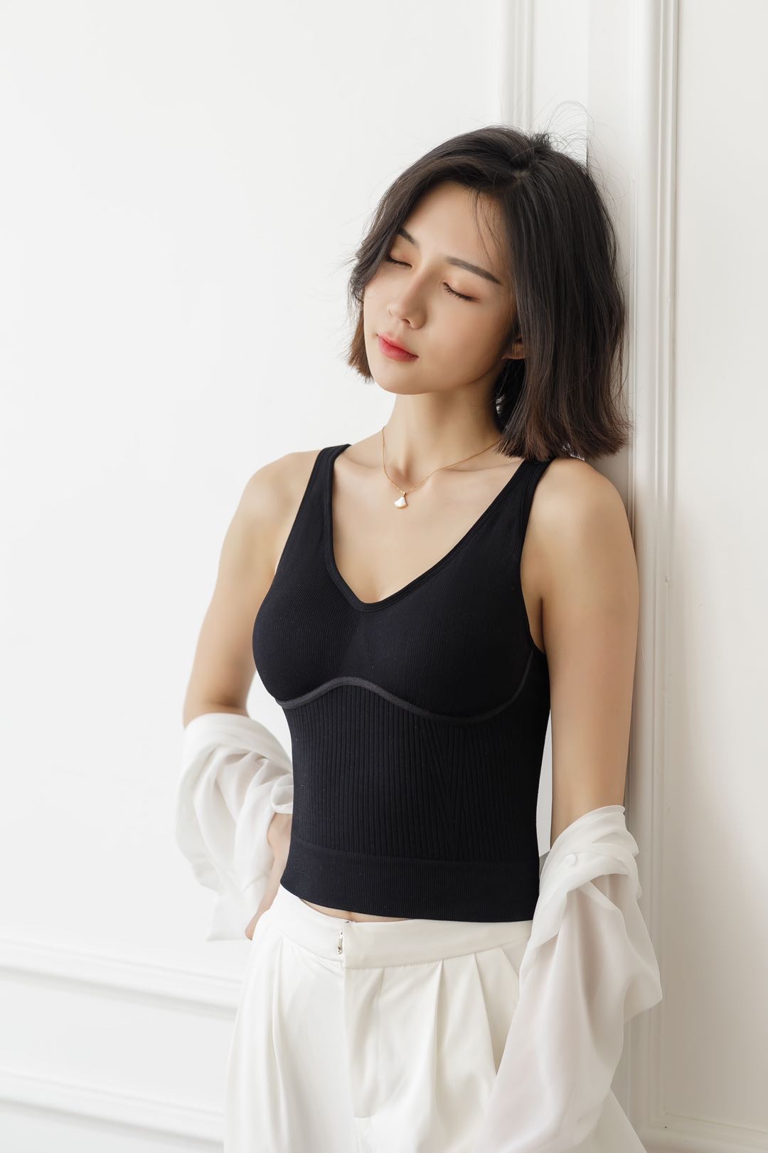 【 Pink Zhi Blue 】8811 Anti-Gravity Vest A New Women's Free Mail Seamless Back undefined