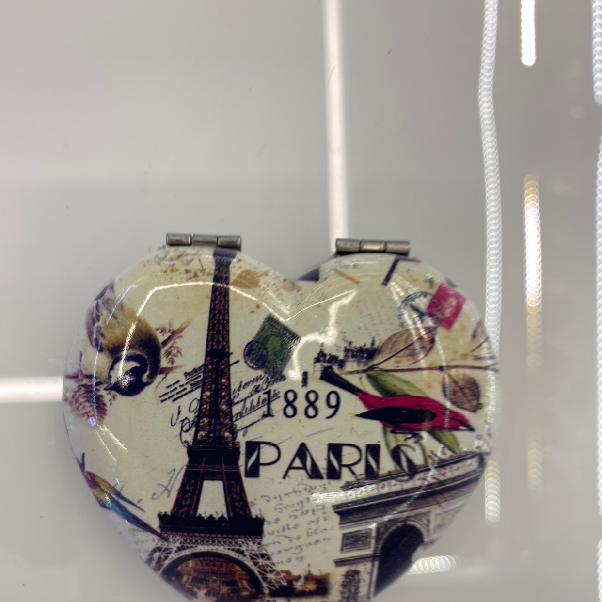 心形铝镜细节图