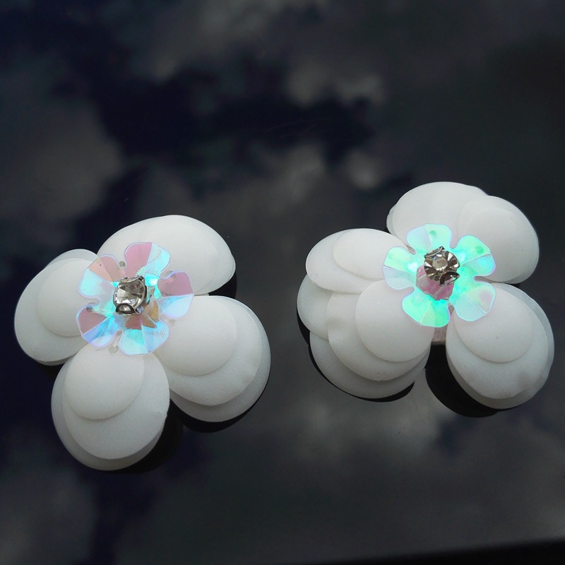 DIY手工钉珠亮片花珠片花朵磁白亮彩袜子鞋帽装饰服装辅料详情5