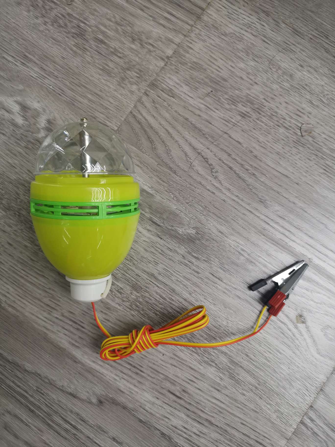 12V带线带夹子七彩小魔球产品图