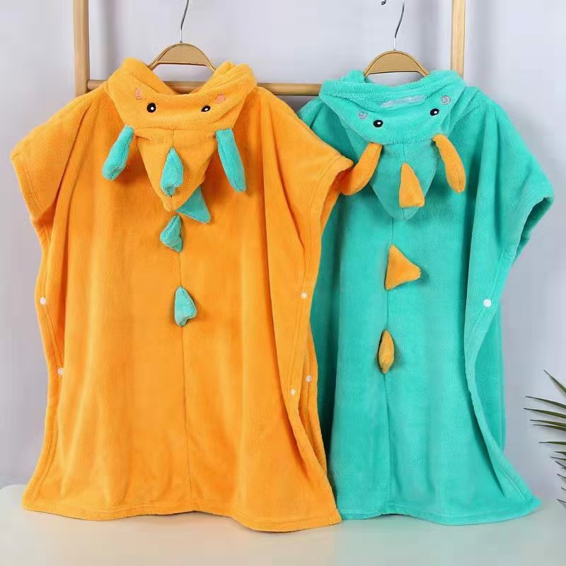Children's bathrobe Coral fleece quick absorbent bath towel 70*140cm animal-shaped beach swimming pool windproof bath towel detail image 3