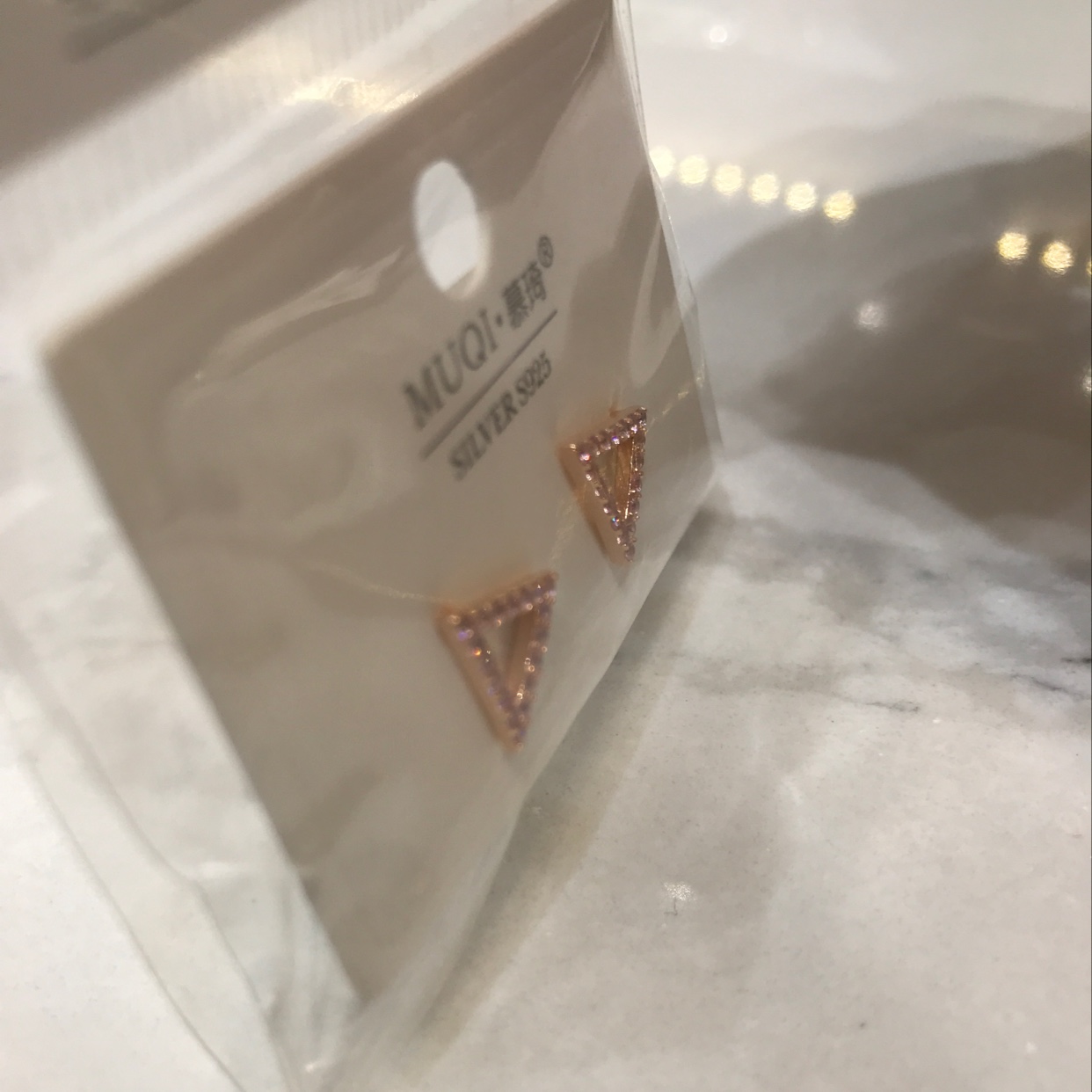Triangular ➕ powder zirconium Item Picture
