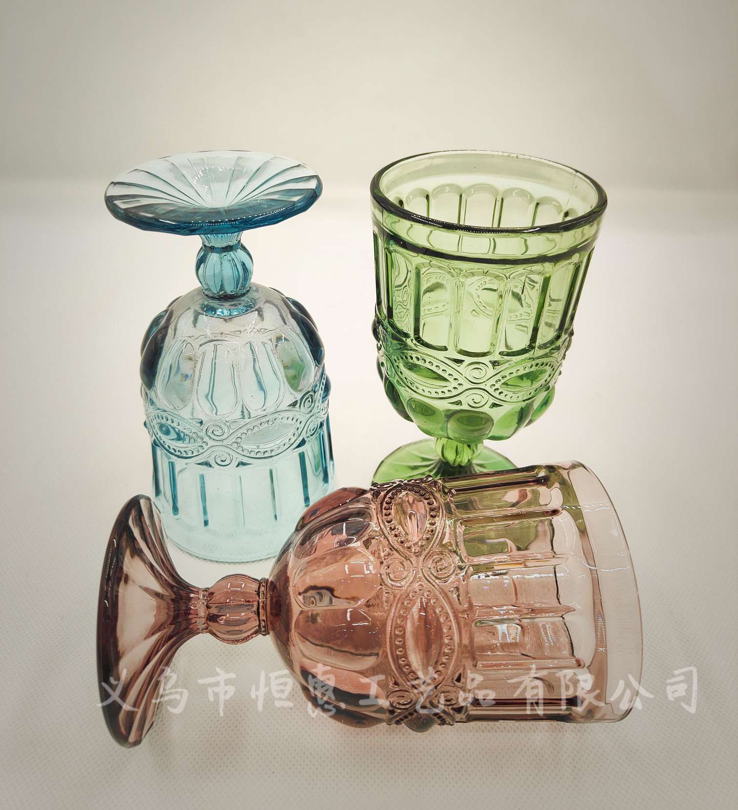 European Elegant Vintage Relief Glass Red Wine Glass Creative Wine Glass Home Thickened Juice Drink Cup Application Scenario
