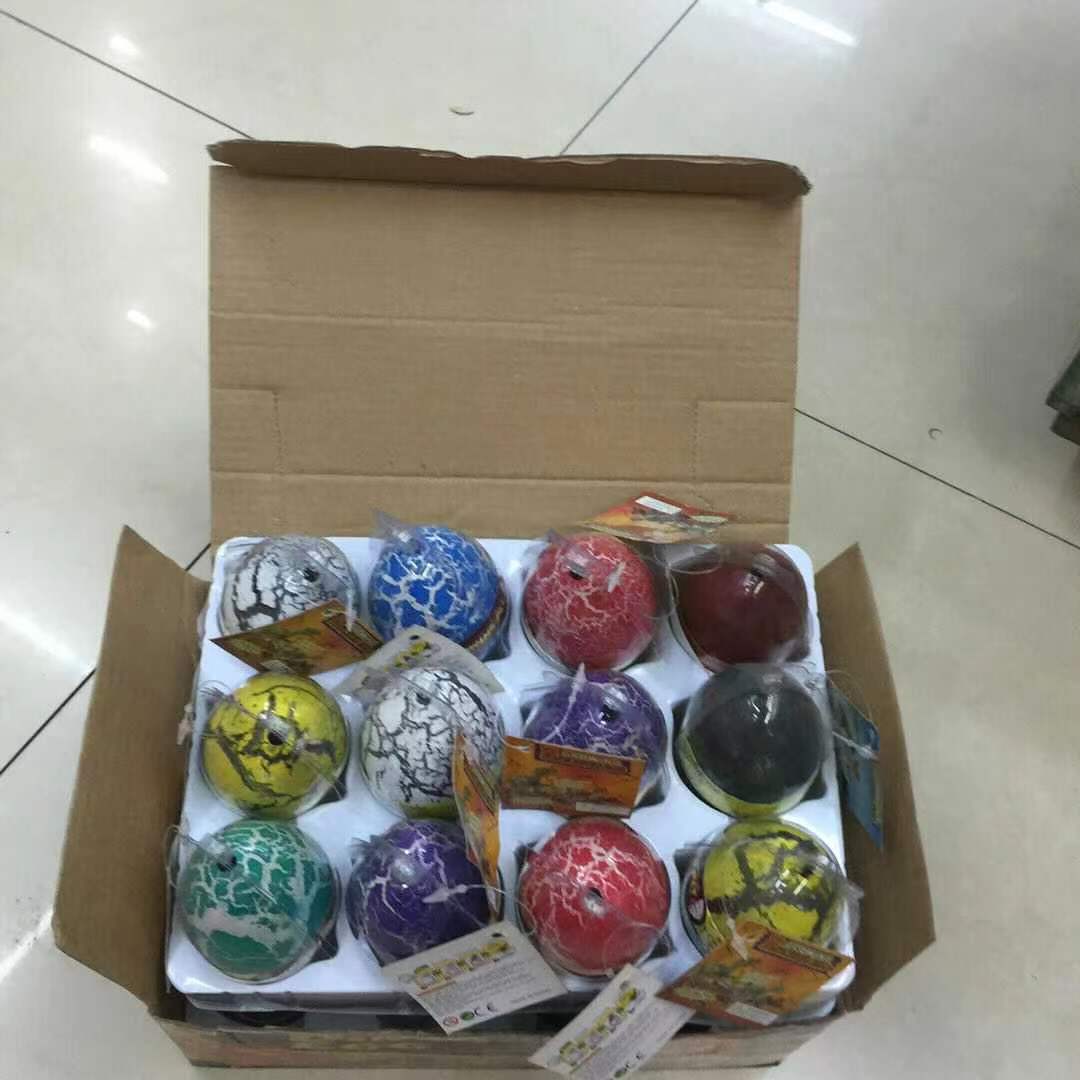 大裂纹蛋泡在水里会变大好玩好看