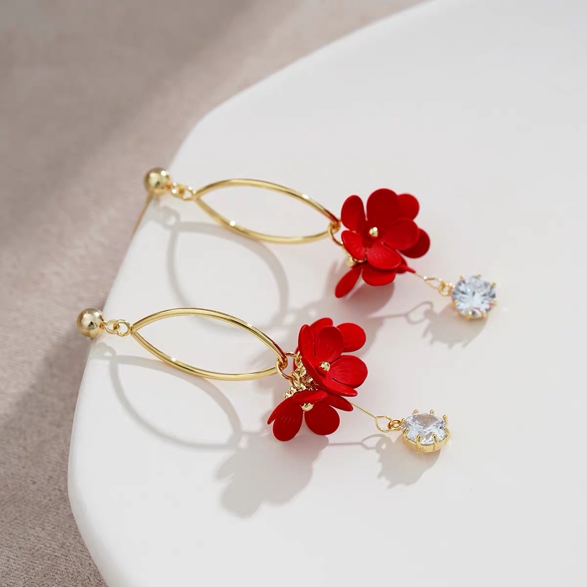 Flower spring sweet long style, super ethereal and fashionable tassel earrings, Jieya steel jewelry Item Picture