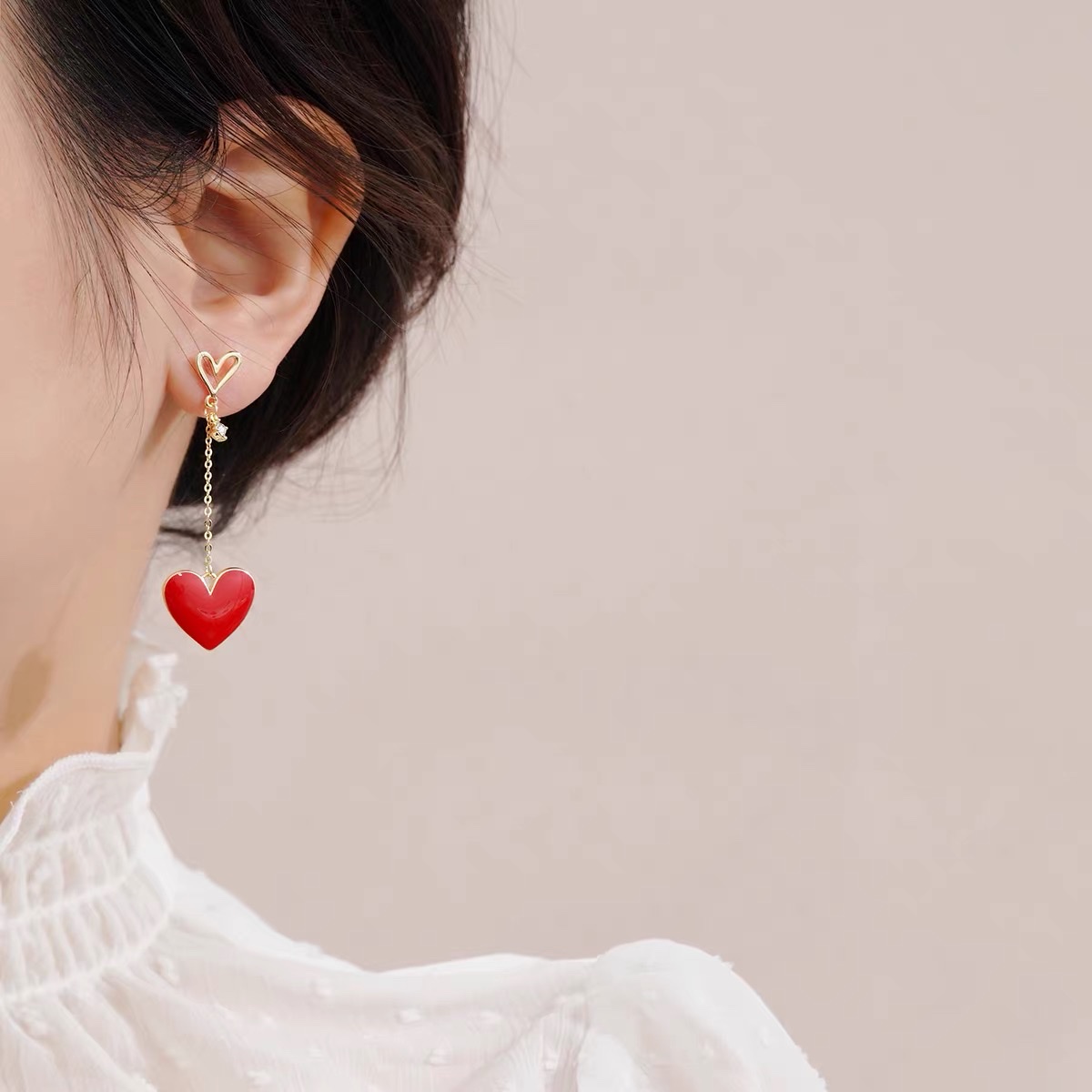 Big red heart-shaped earrings, long tassels, asymmetrical earrings, niche and elegant Jieya steel jewelry detail image 3
