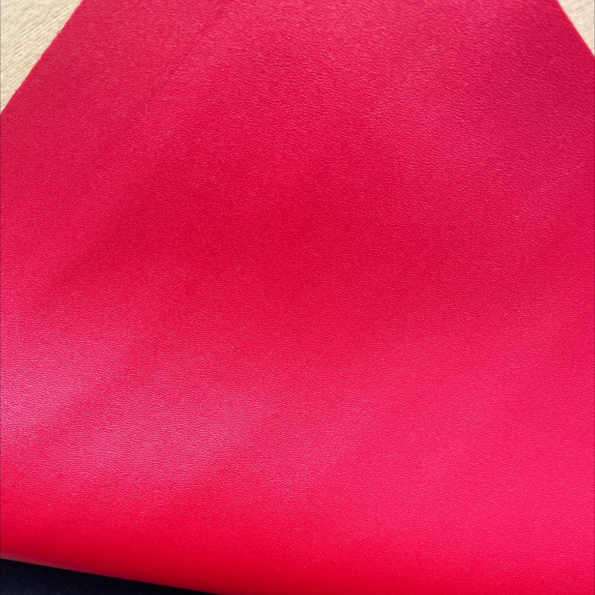 Fine-grained Napa leather fabric, leather bags, sofas, accessories, soft furnishings, belts, bright red xwnp011