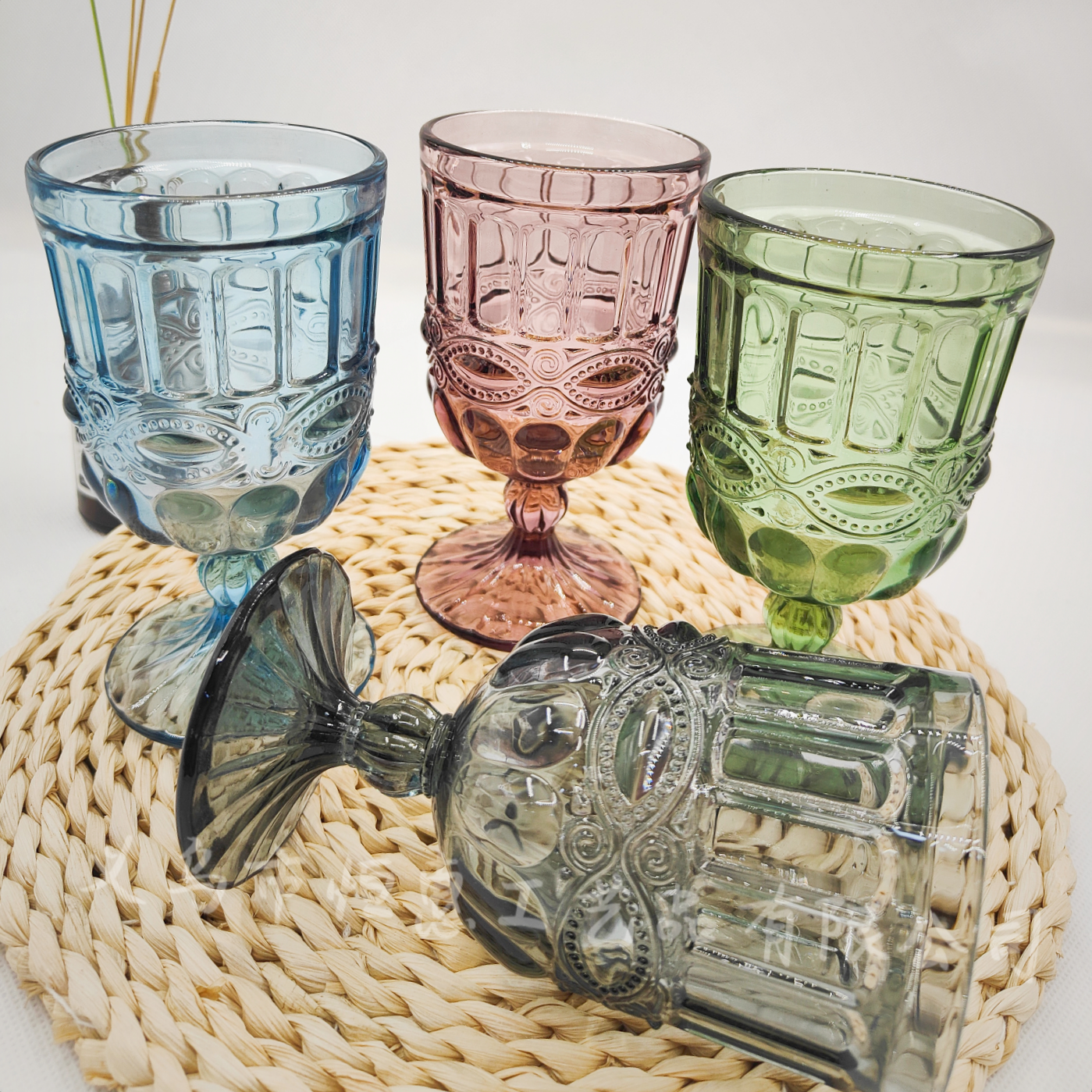 European Elegant Vintage Relief Glass Red Wine Glass Creative Wine Glass Home Thickened Juice Drink Cup