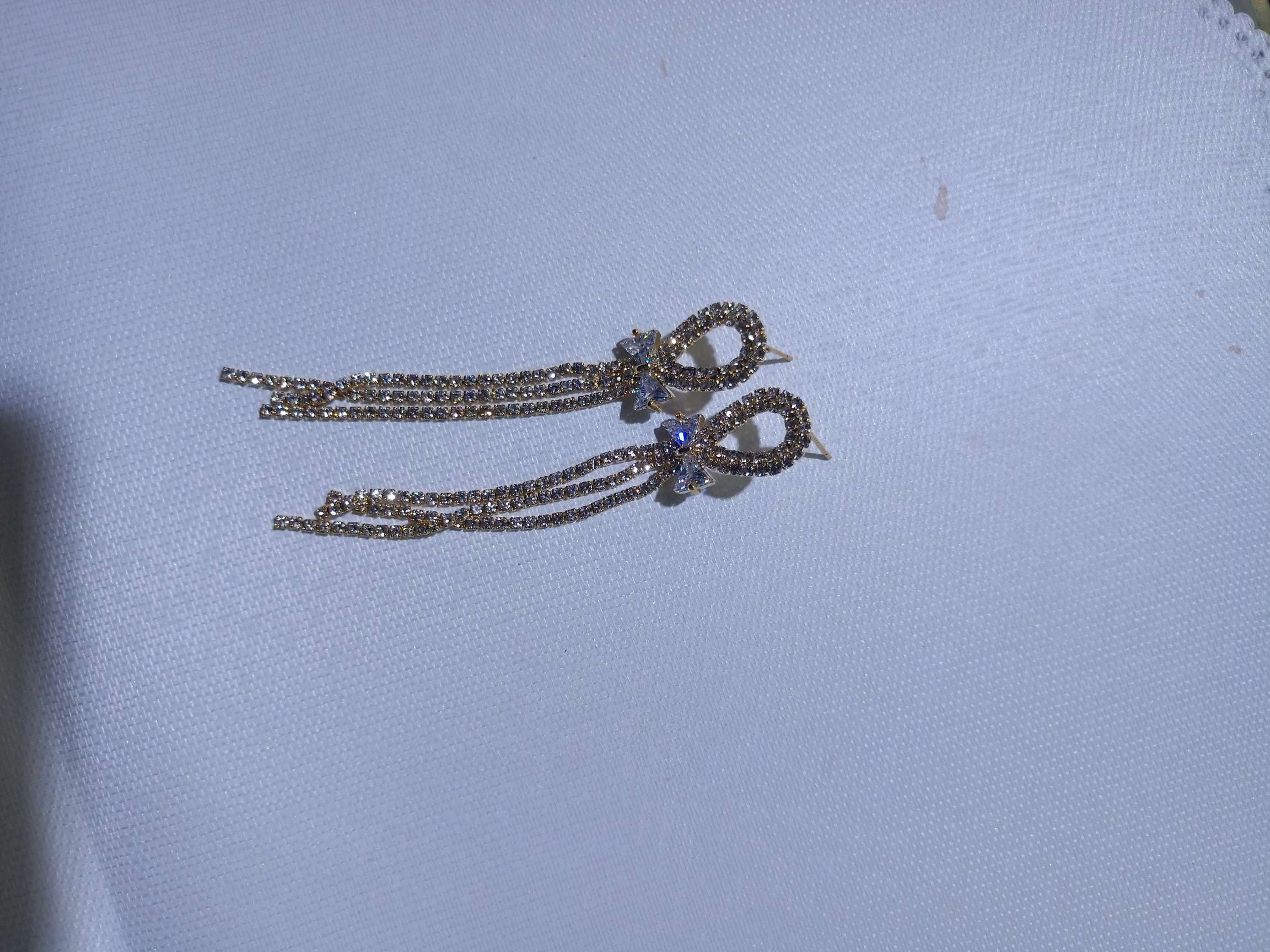 满钻镶嵌金色个性流苏耳钉耳环，手机实拍，实物更亮更精致详情图2