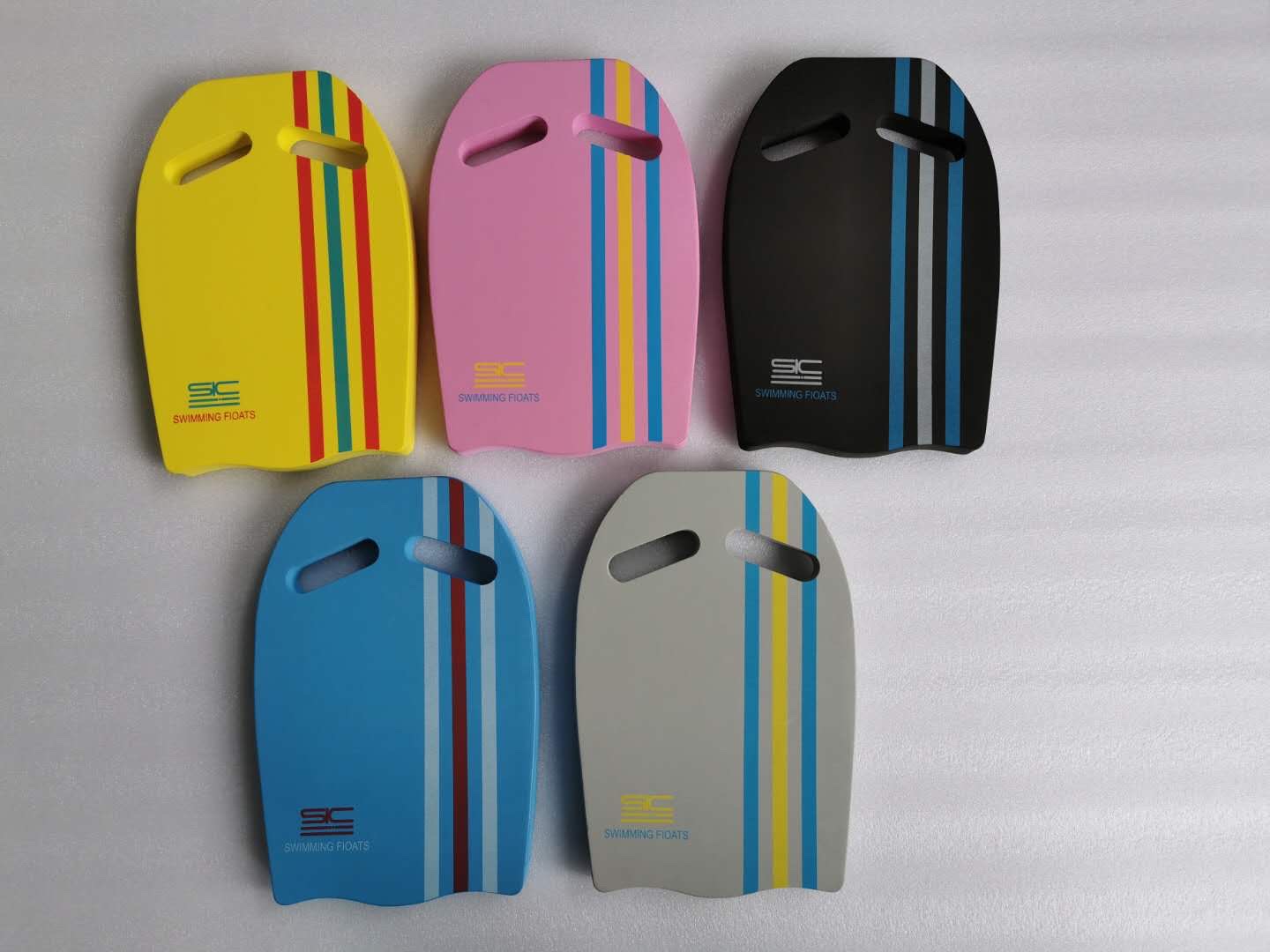 Learn and train on the float board detail image 4