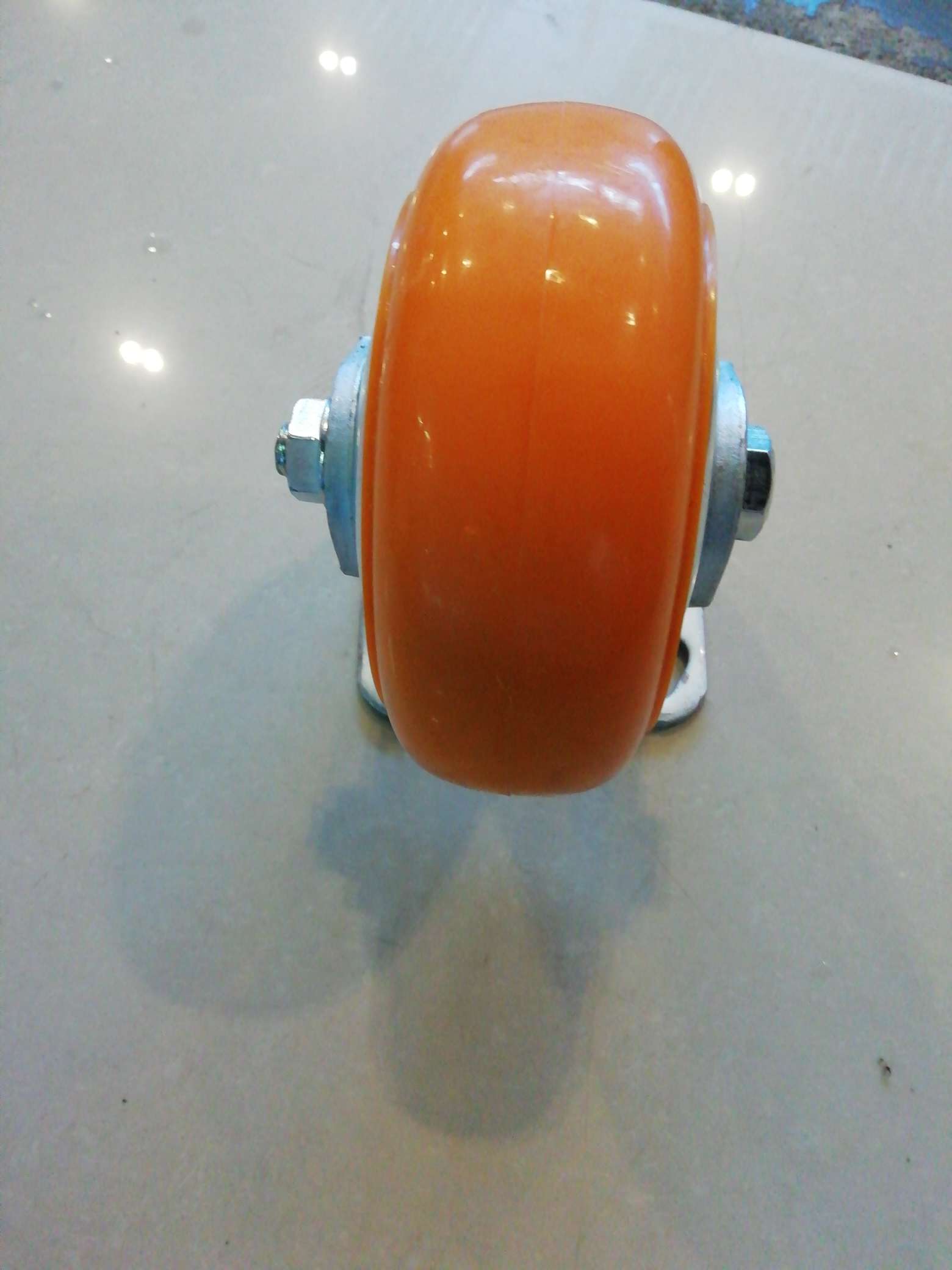 5-inch heavy-duty yellow PU Universal Consort Application Scenario