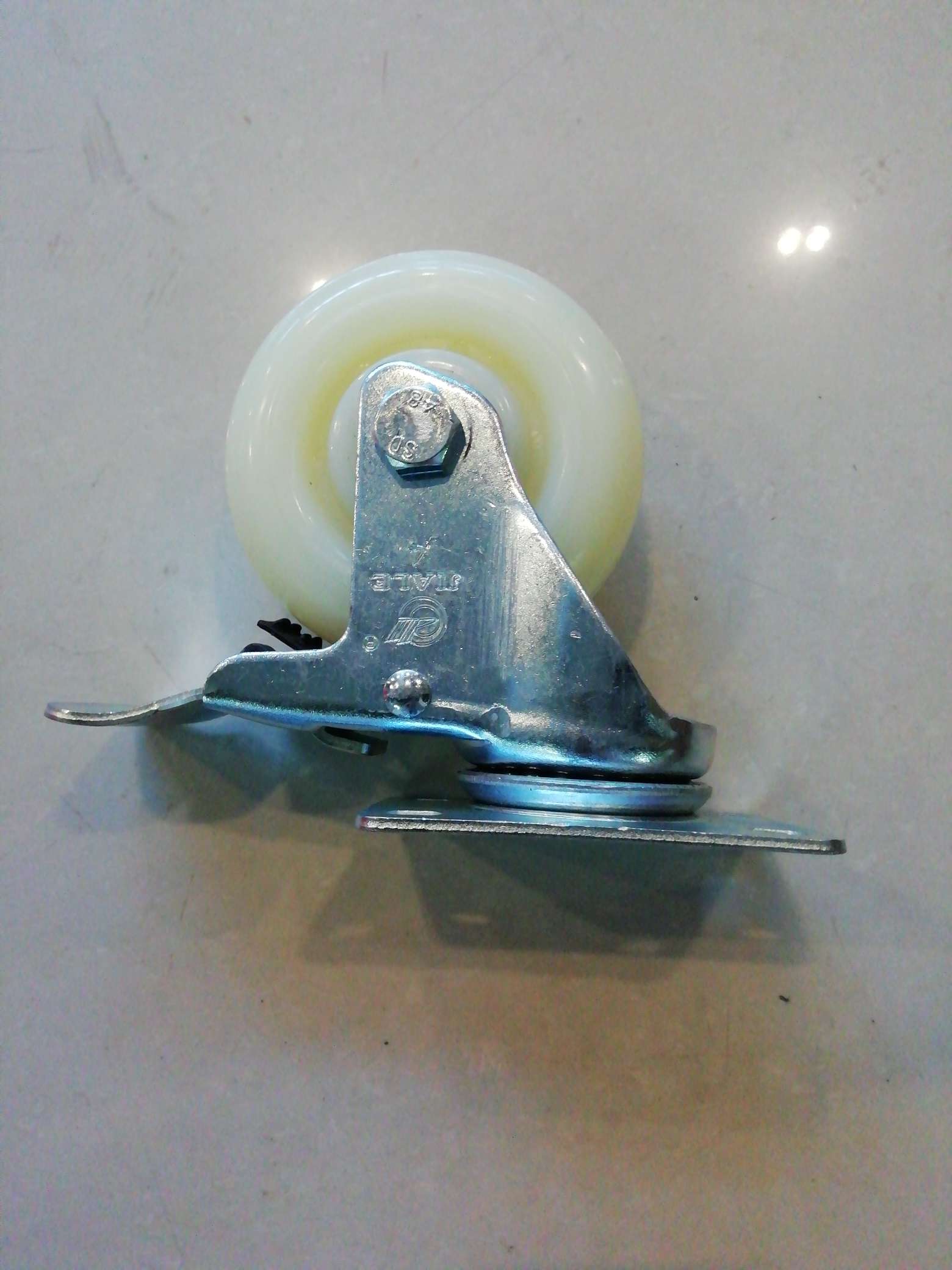 4-inch Jiale medium-sized white nylon brake wheels details Picture