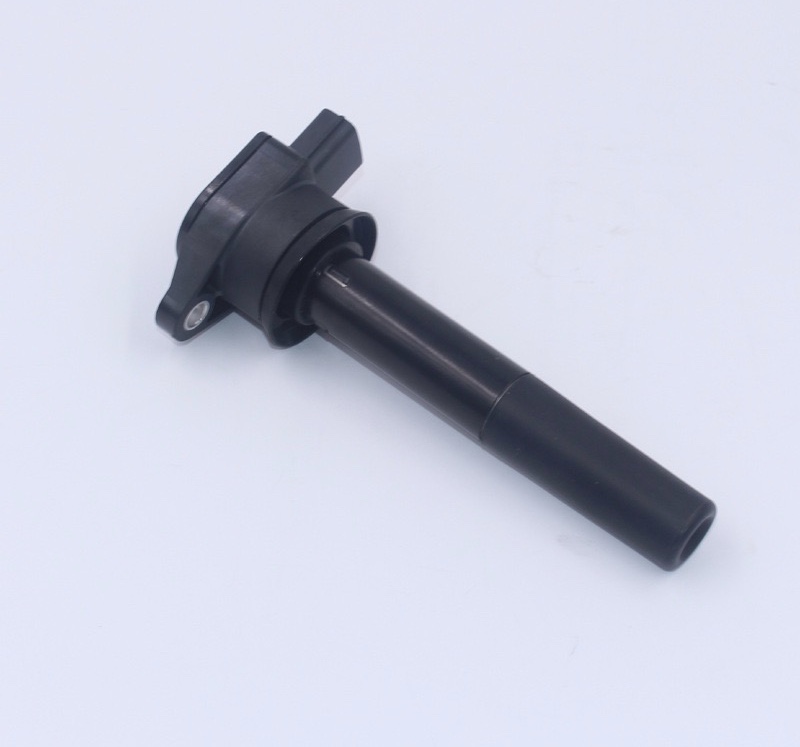 The ignition coil MR984160 is suitable for Mitsubishi Motors detail image 1