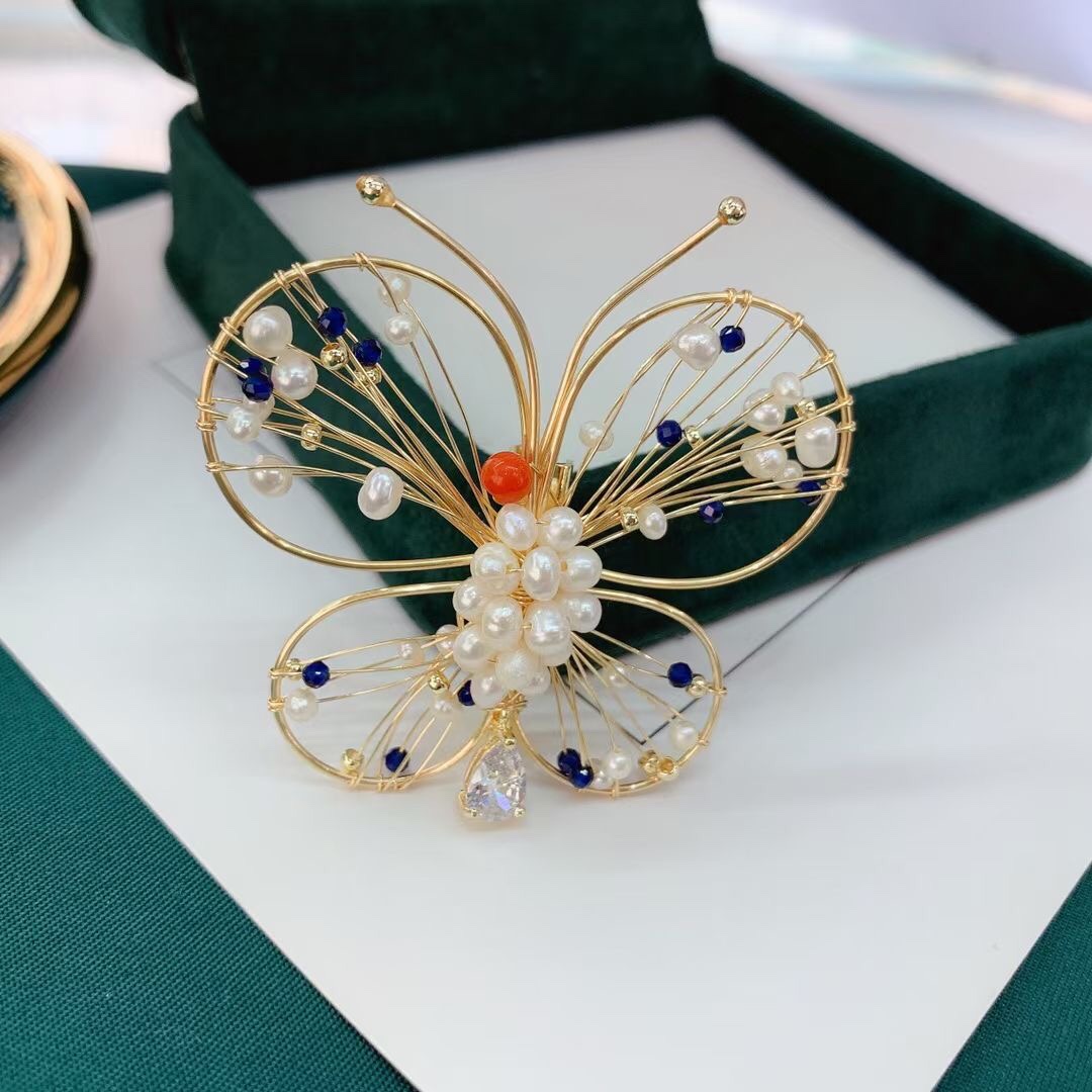 Yuna Accessories A029 Classic Pearl Butterfly Fashion Trend Energetic Girl Korean Version Luxury Brooch