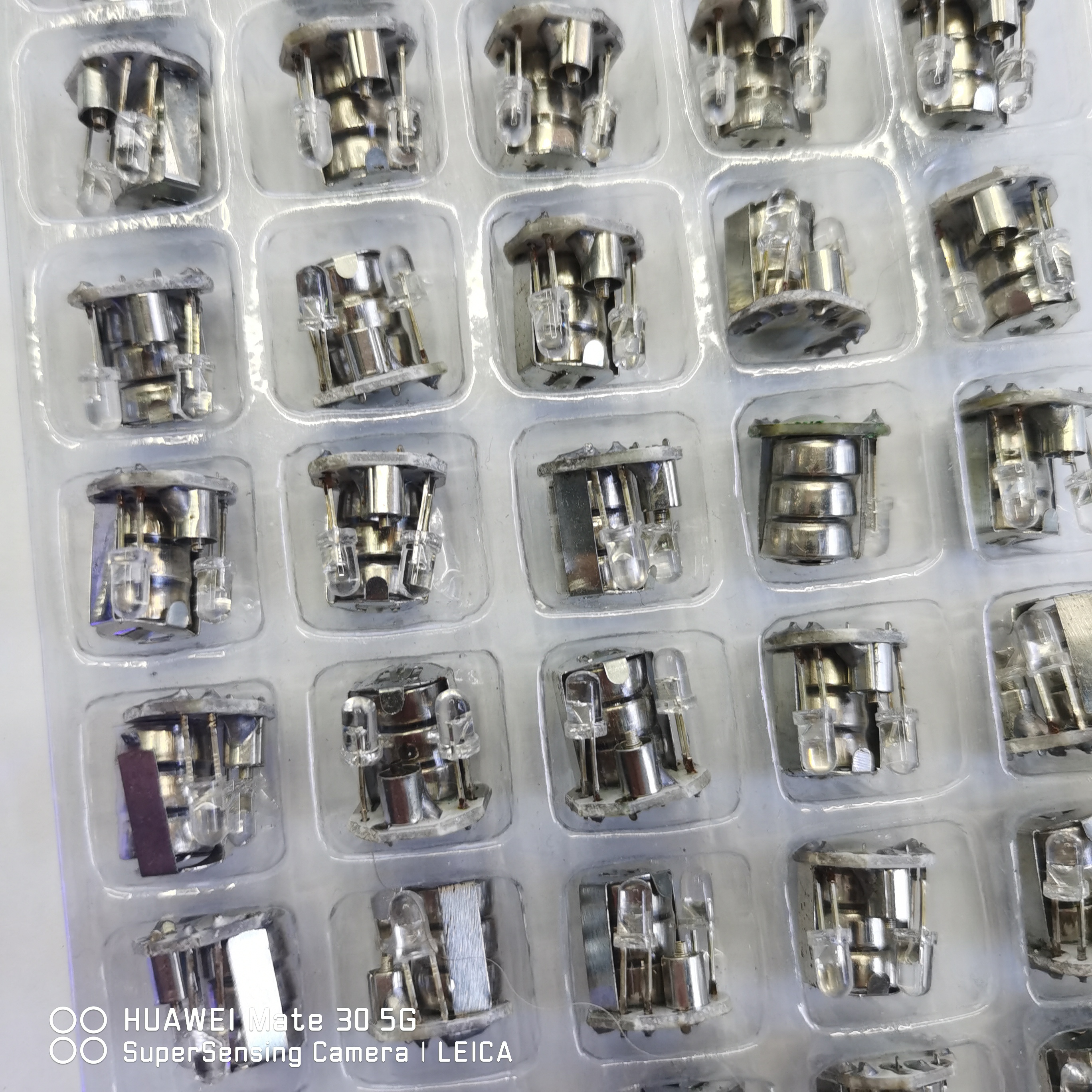 振动发光玩具机芯